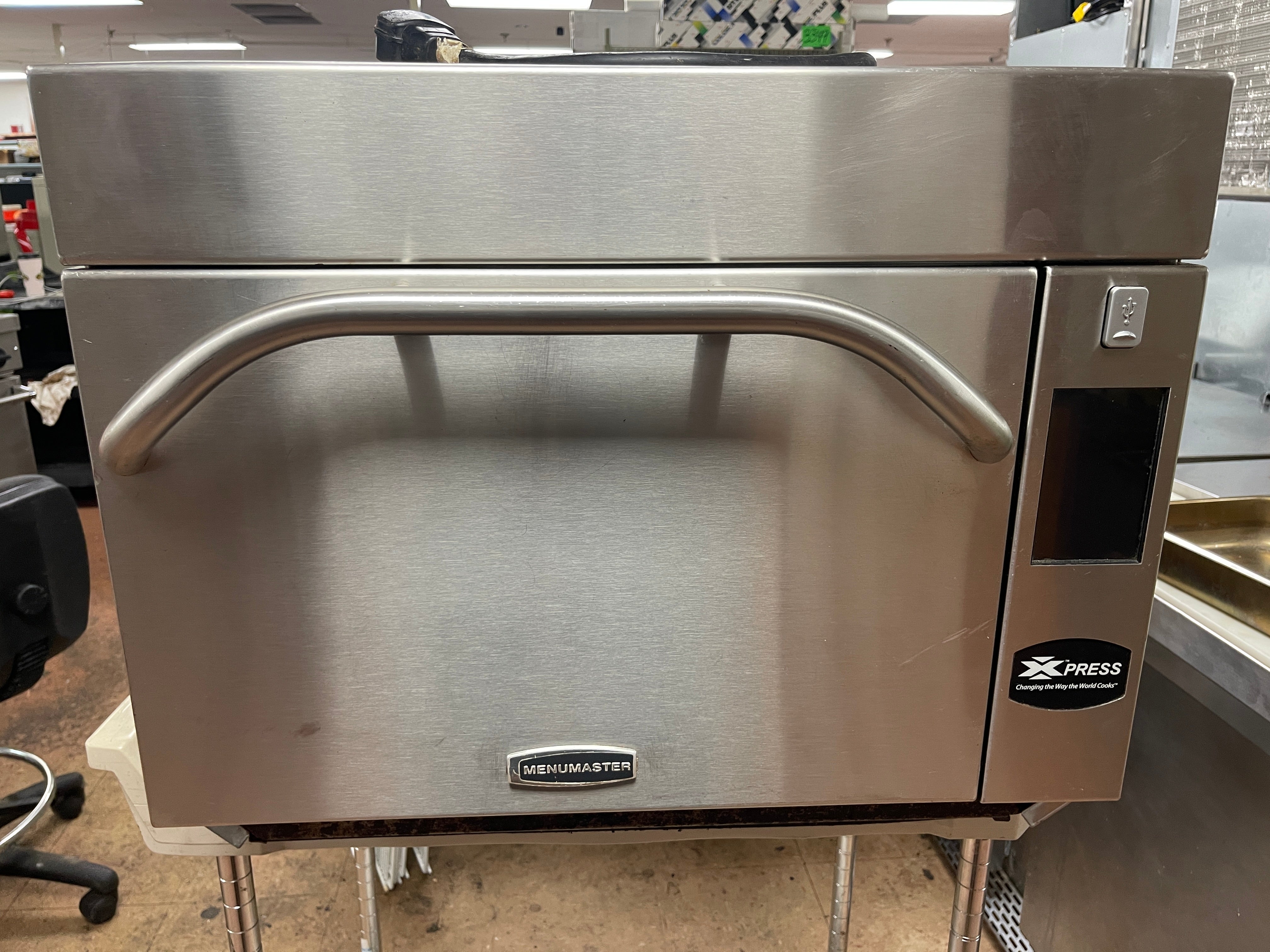 Used 2014 Amana Menumaster MXP22QT Accelerated Oven 220V - 1049Hrs