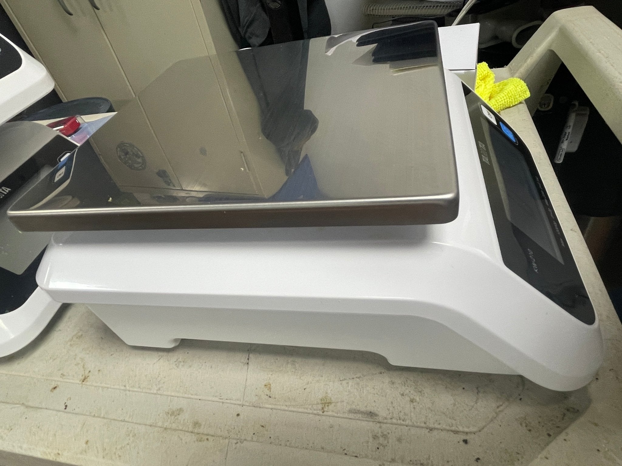 Used Tanita KW - 210 Digital 22lb Kitchen Scale with A/C Adapter - WO1 - Falcon Restaurant Supply - 5