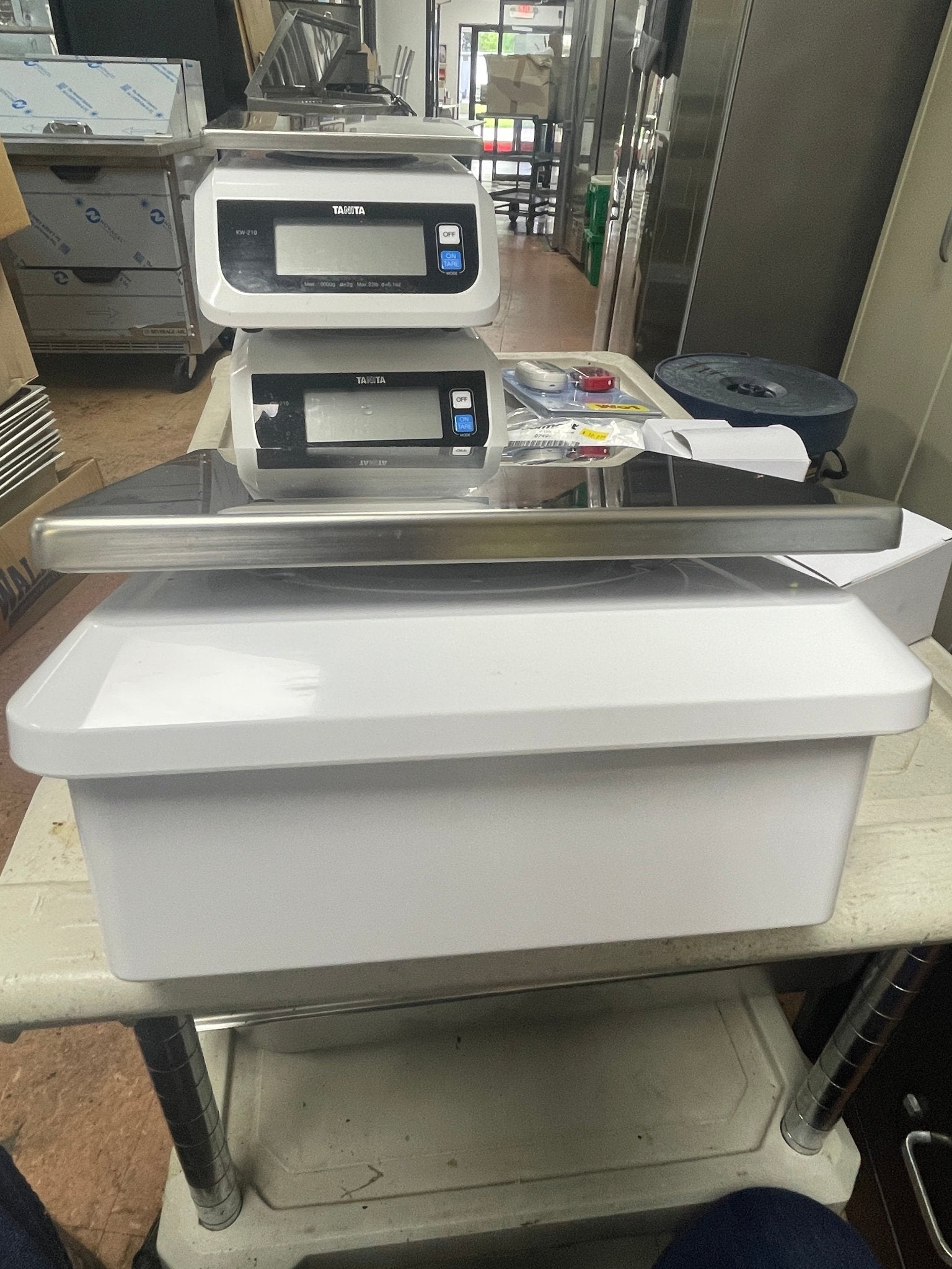 Used Tanita KW - 210 Digital 22lb Kitchen Scale with A/C Adapter - WO1 - Falcon Restaurant Supply - 6