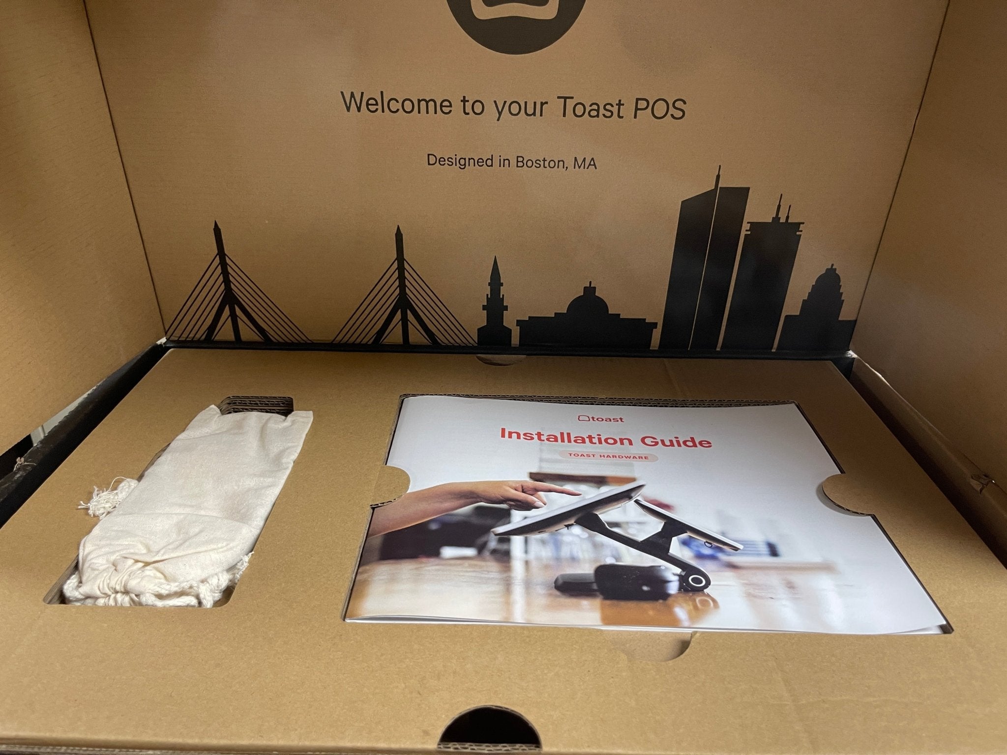 Used Toast TT203 POS Data Processing Machine with Card Reader - WO1 - Falcon Restaurant Supply - 3