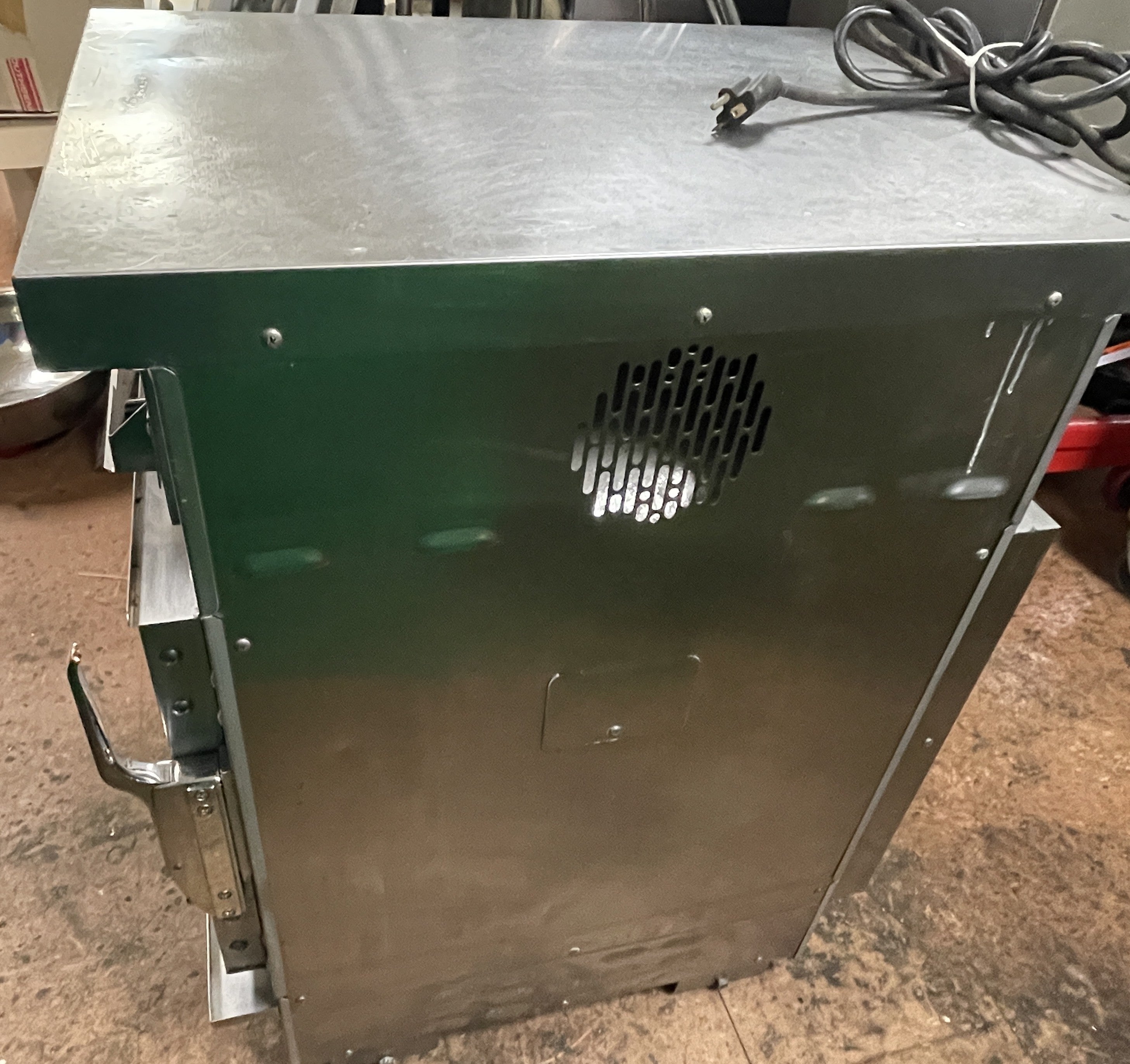 Used Winston HA4003GE CVap Half Size Humidified Heated Holding Cabinet 120V