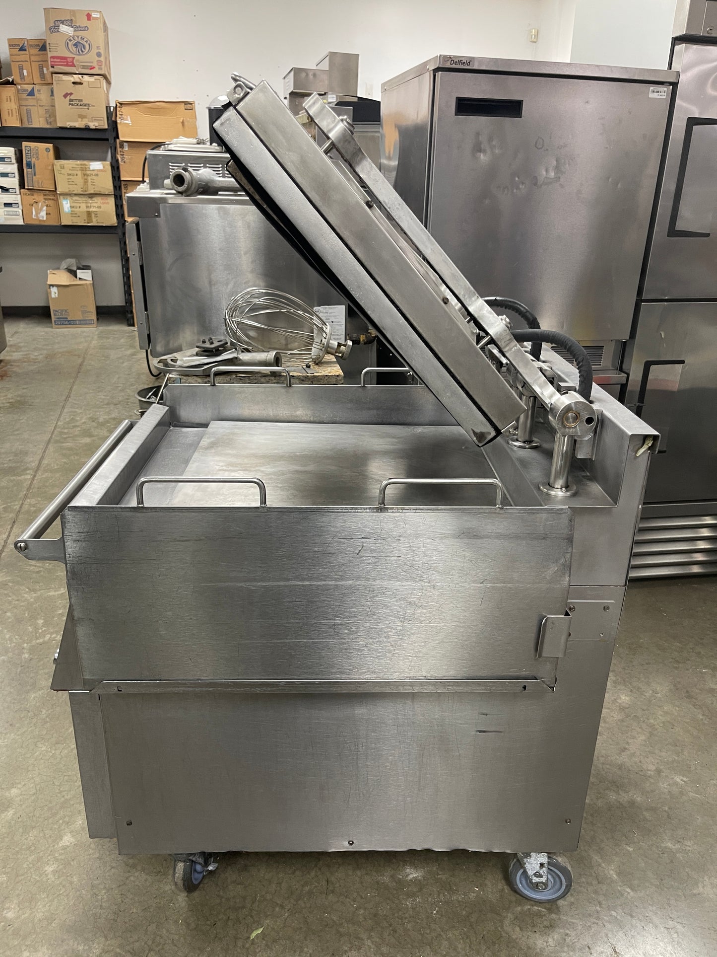 Used Garland XG24 Natural Gas Two Platen Clamshell Griddle 208V