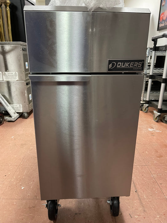 Dukers DCF3-LPG Liquid Propane Gas Fryer with 3 Tube Burners 40lbs
