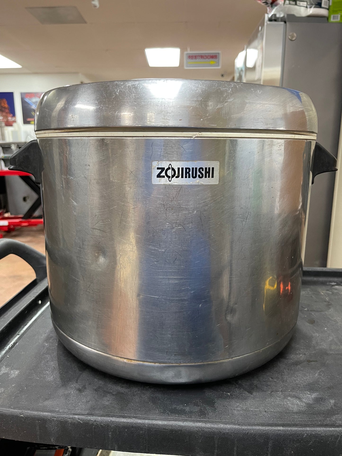 Used Zojirushi 25 cup non-Electric Insulated Thermal Rice Holding Stainless Steel