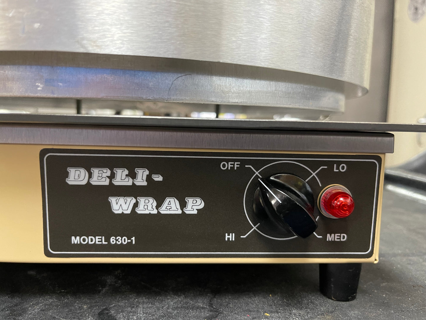 Wisco Model 630-1 Deli Platters Trays and Pizza Shrink Wrap Machine 120V