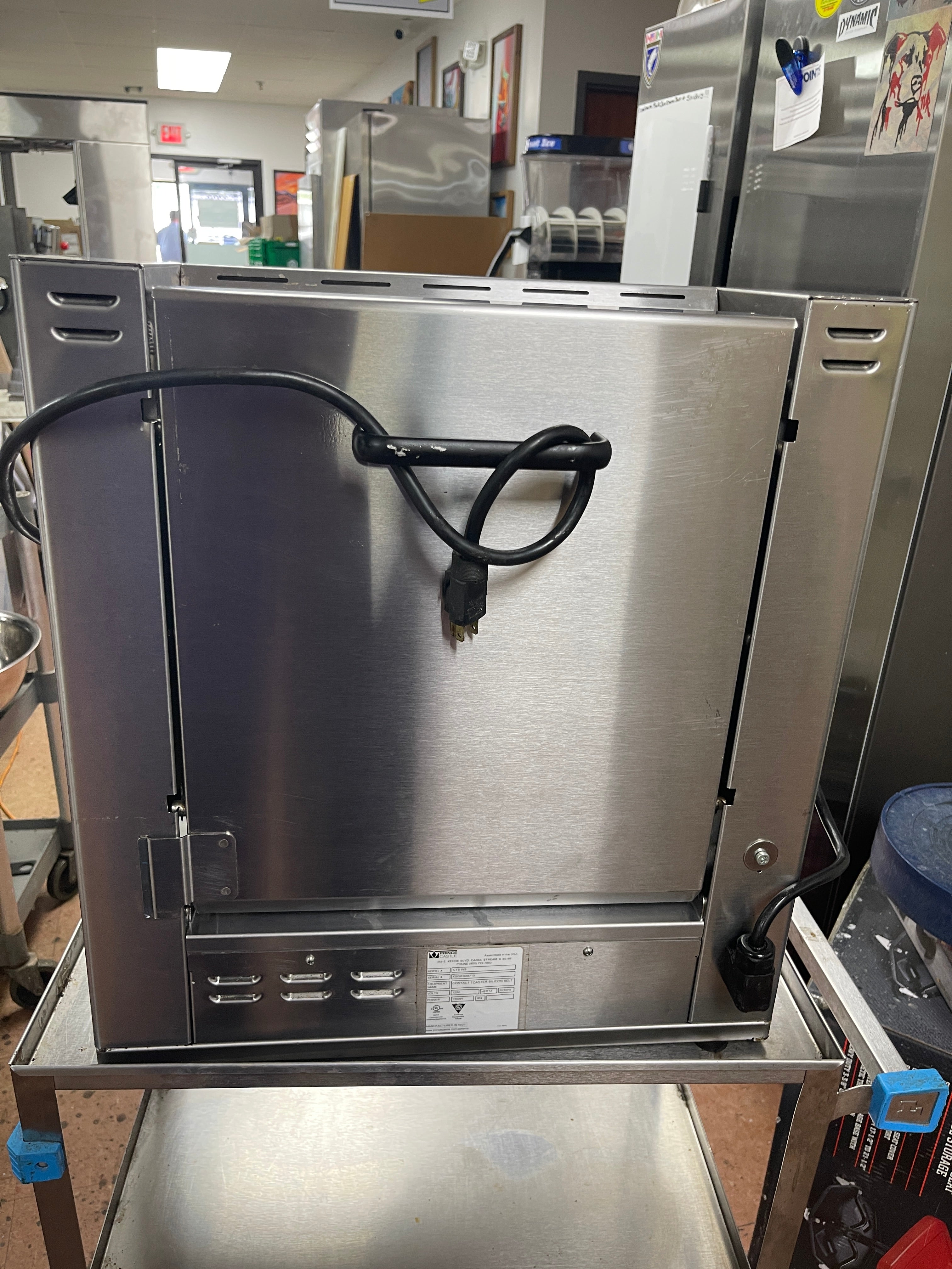 Used Prince Castle CTS-WS Vertical Contact Bun Toaster with Silicone Belt - 120V, 1500W