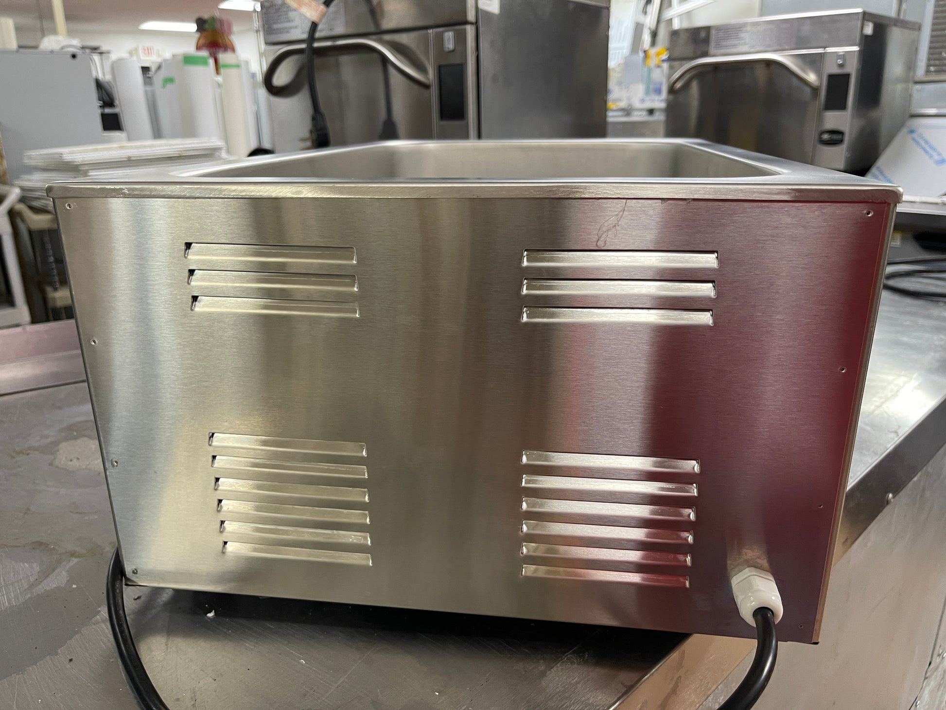 Very Lightly Used Atosa 7700 Full Size Food Warmer (20 Qt/1200W) 120V