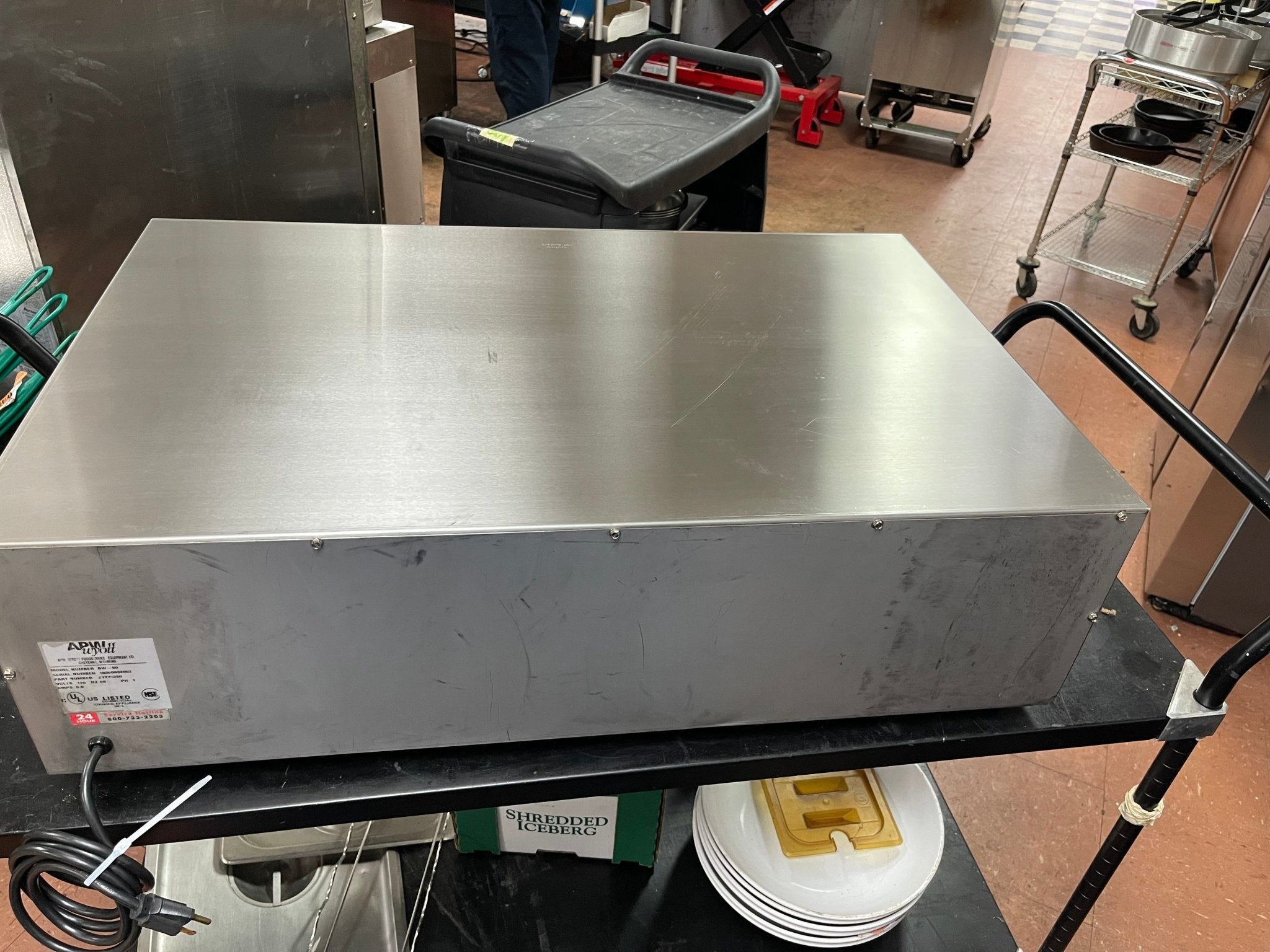 Used APW Wyott BW - 50 Hot Dog Bun Warmer Steamer 120V - Falcon Restaurant Supply - 5