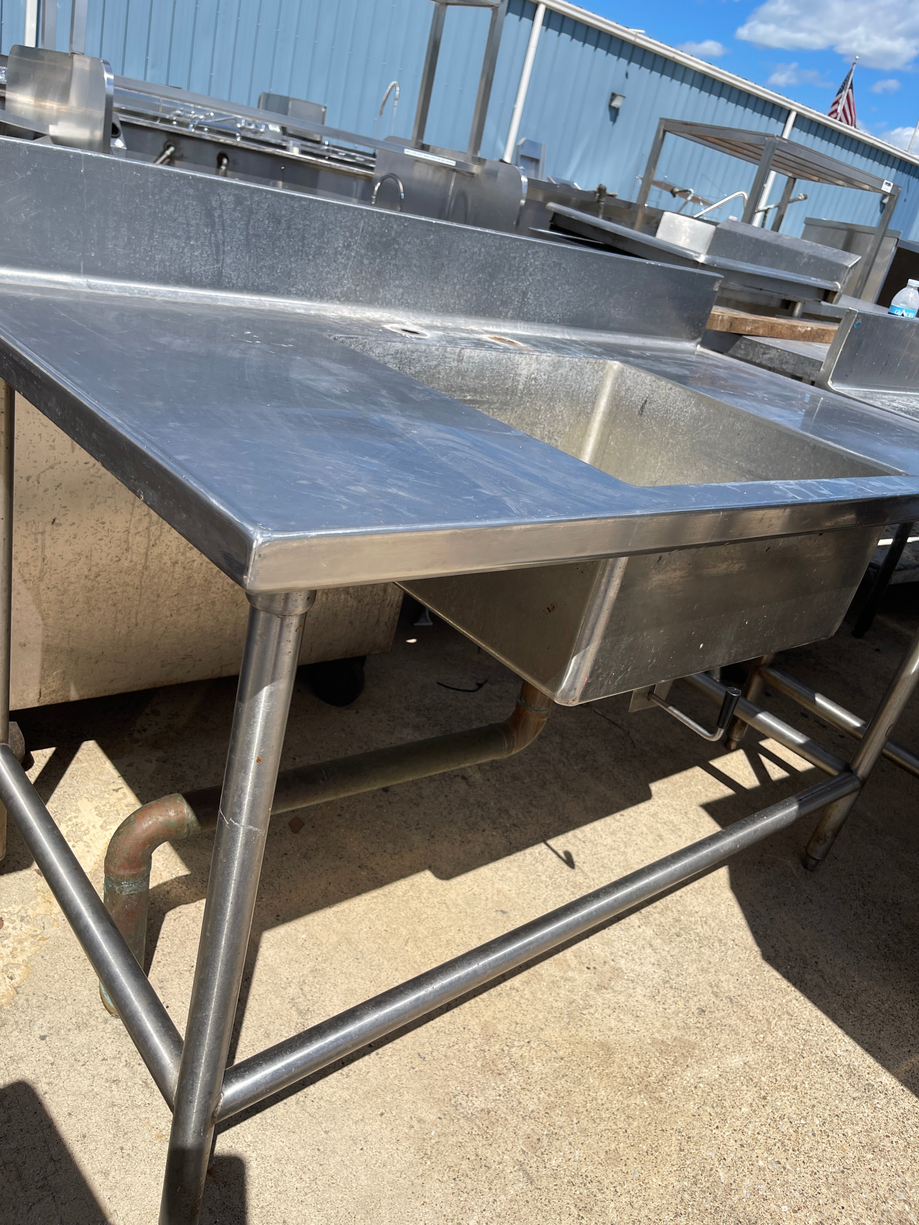Used 60" x 32" Stainless Single Compartment Sink with Twist Drain JD - SS328