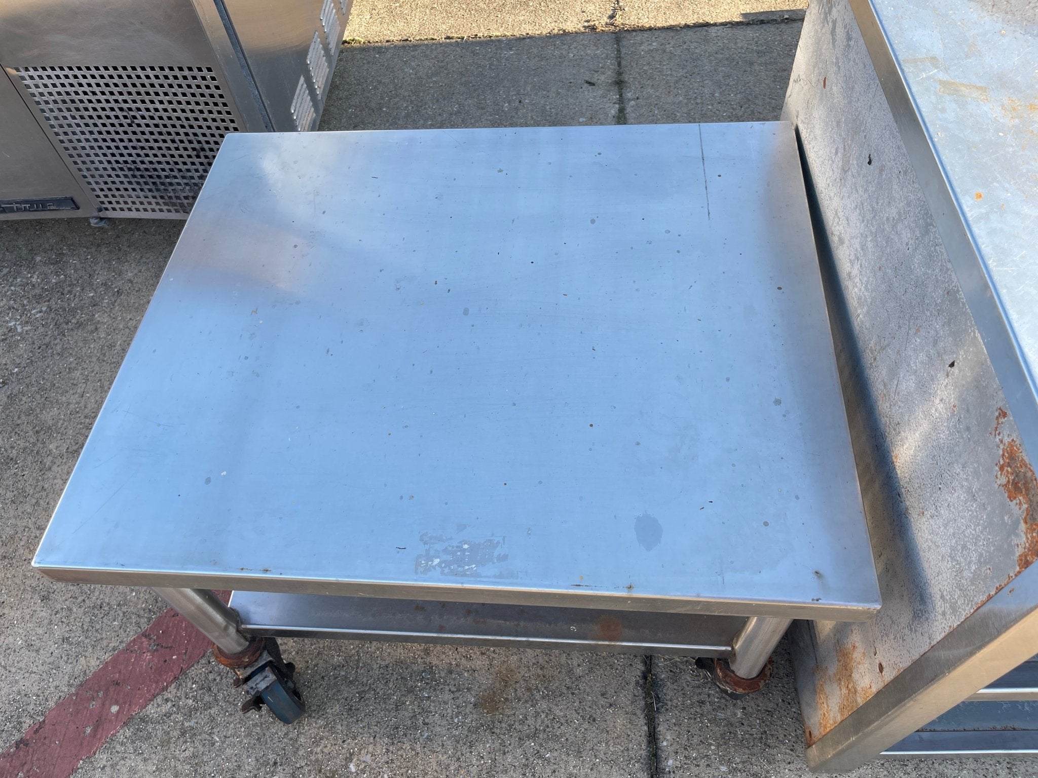 Used 30"x25" Stainless Equipment Stand with Shelf and Casters - SS331 - Falcon Restaurant Supply - 2