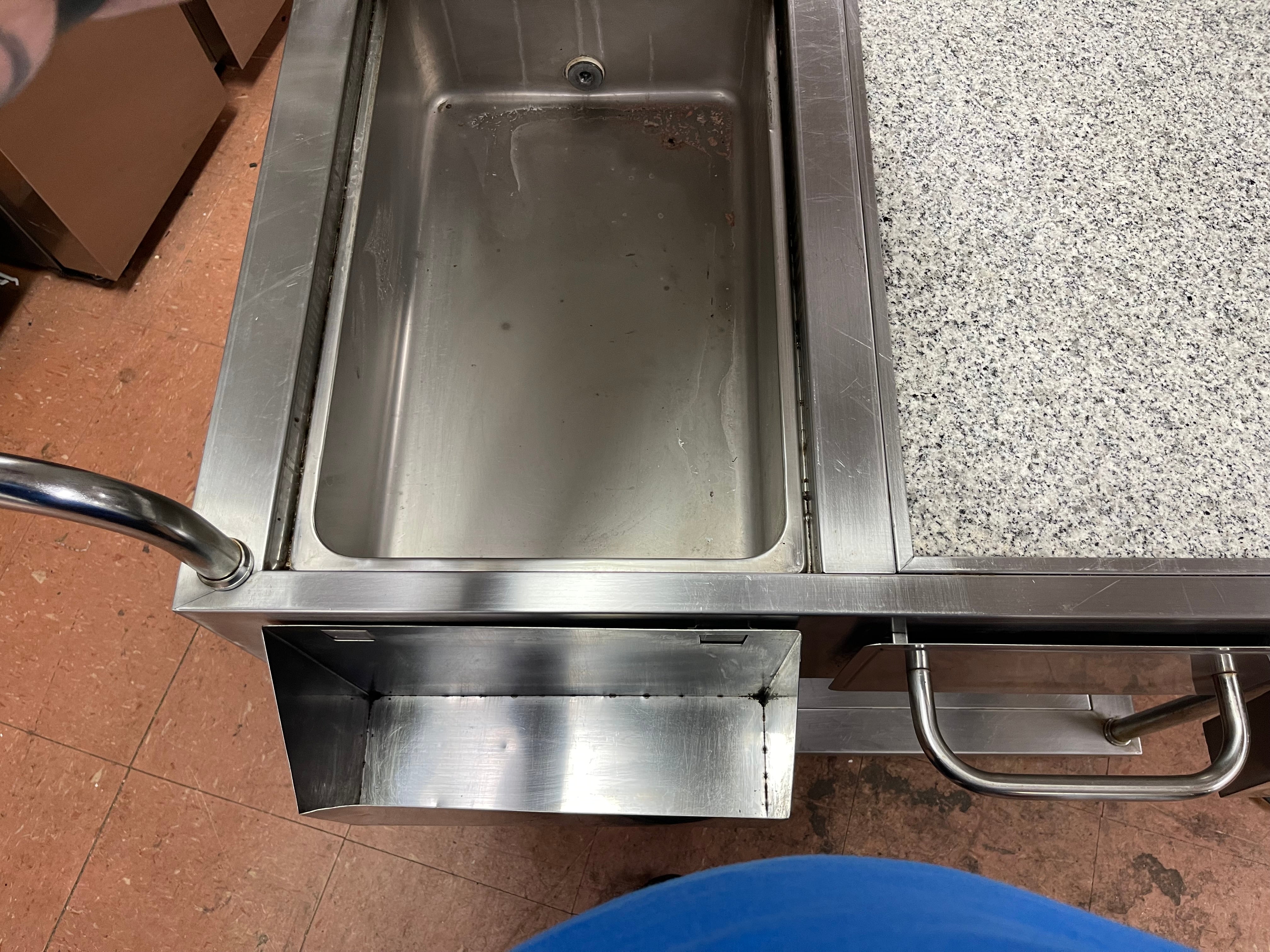 Used Stainless Steel Drink Serving Cart with Ice Bin, Drain and Caster Wheels