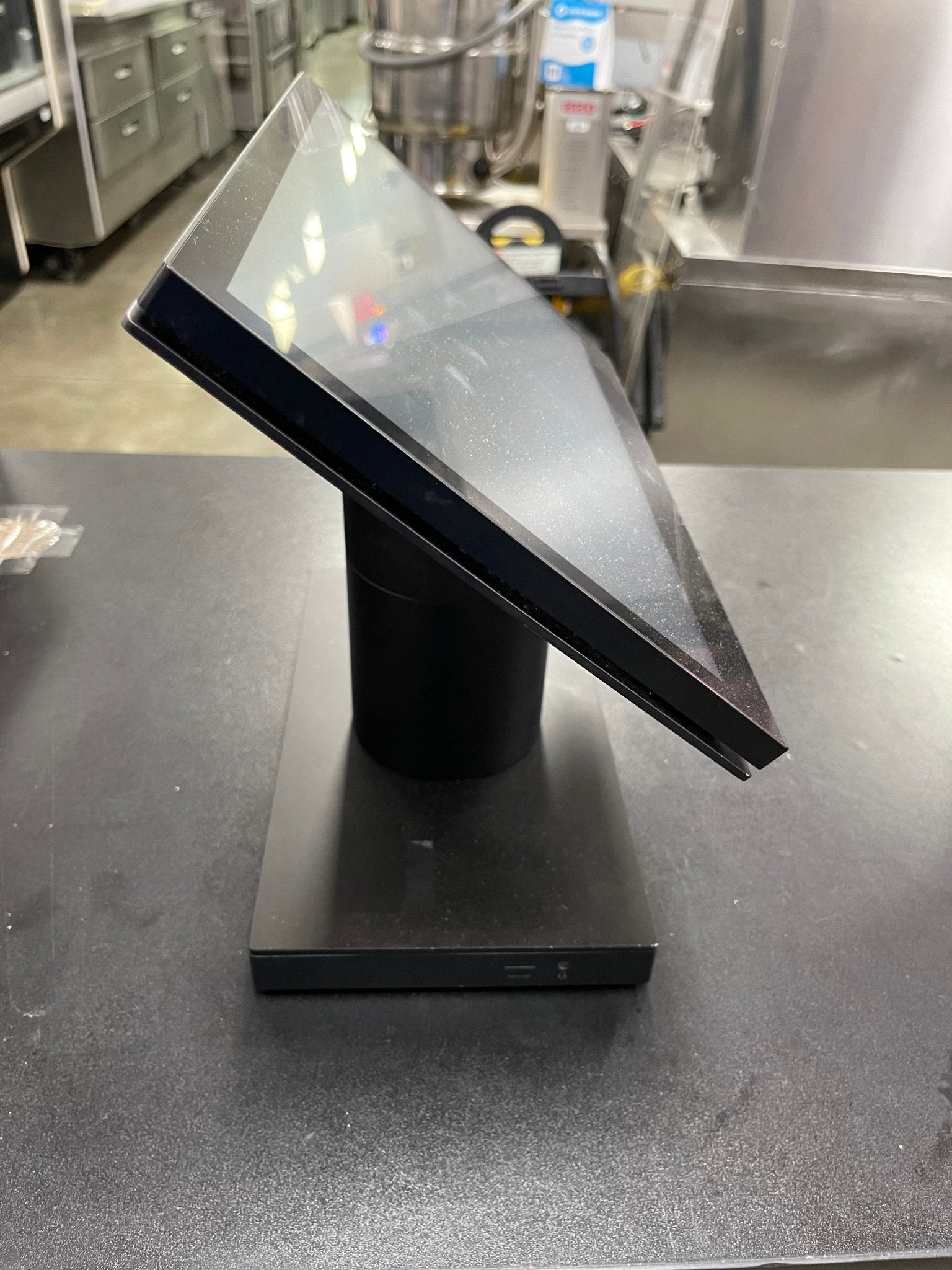 Used HP Engage One 141 - all - in - one - POS System Terminal - HLR - Falcon Restaurant Supply - 2