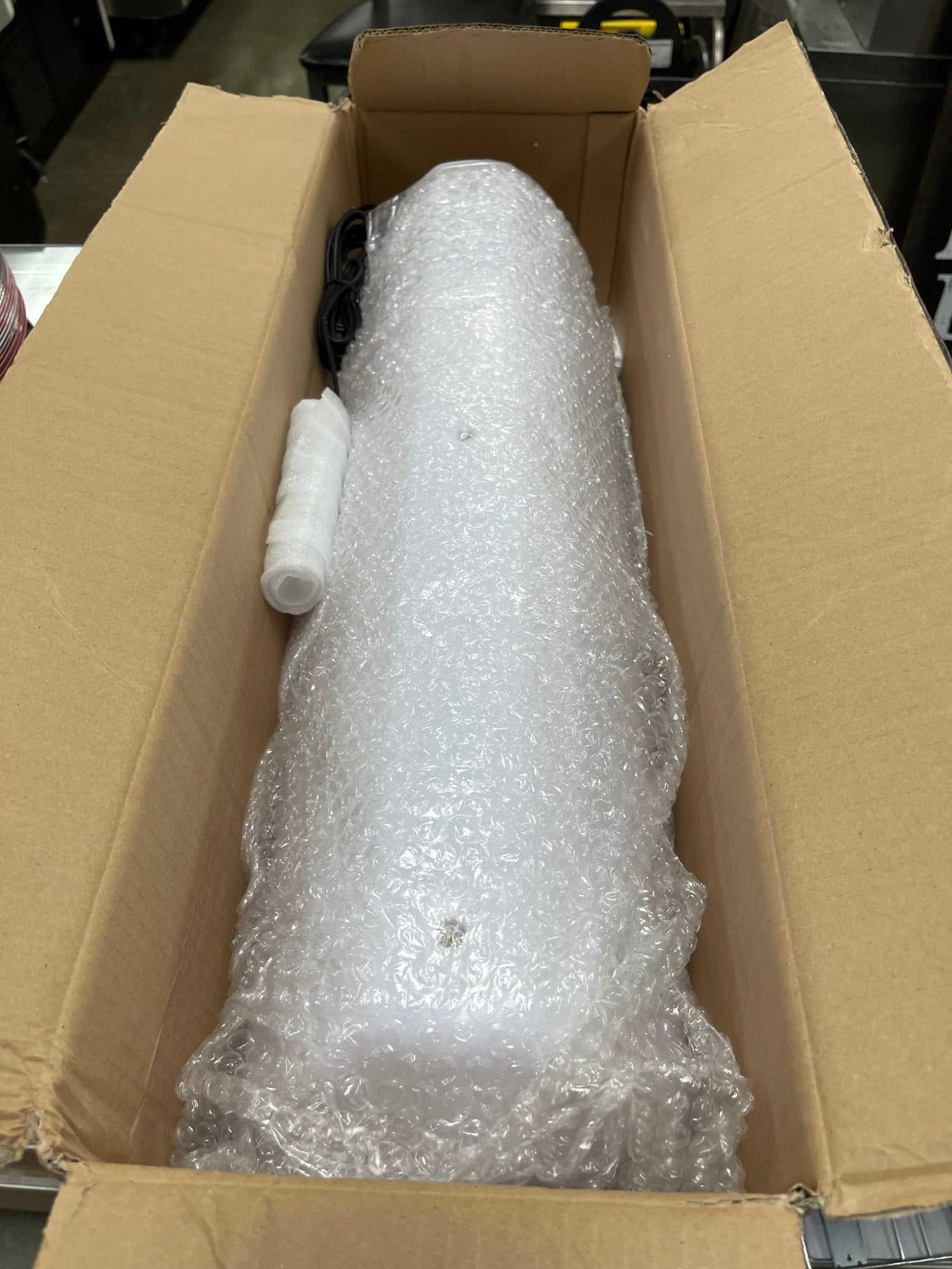 New Lighted Car Top Sign - Removable 26" Long Sign Blank 12V - Falcon Restaurant Supply - 3