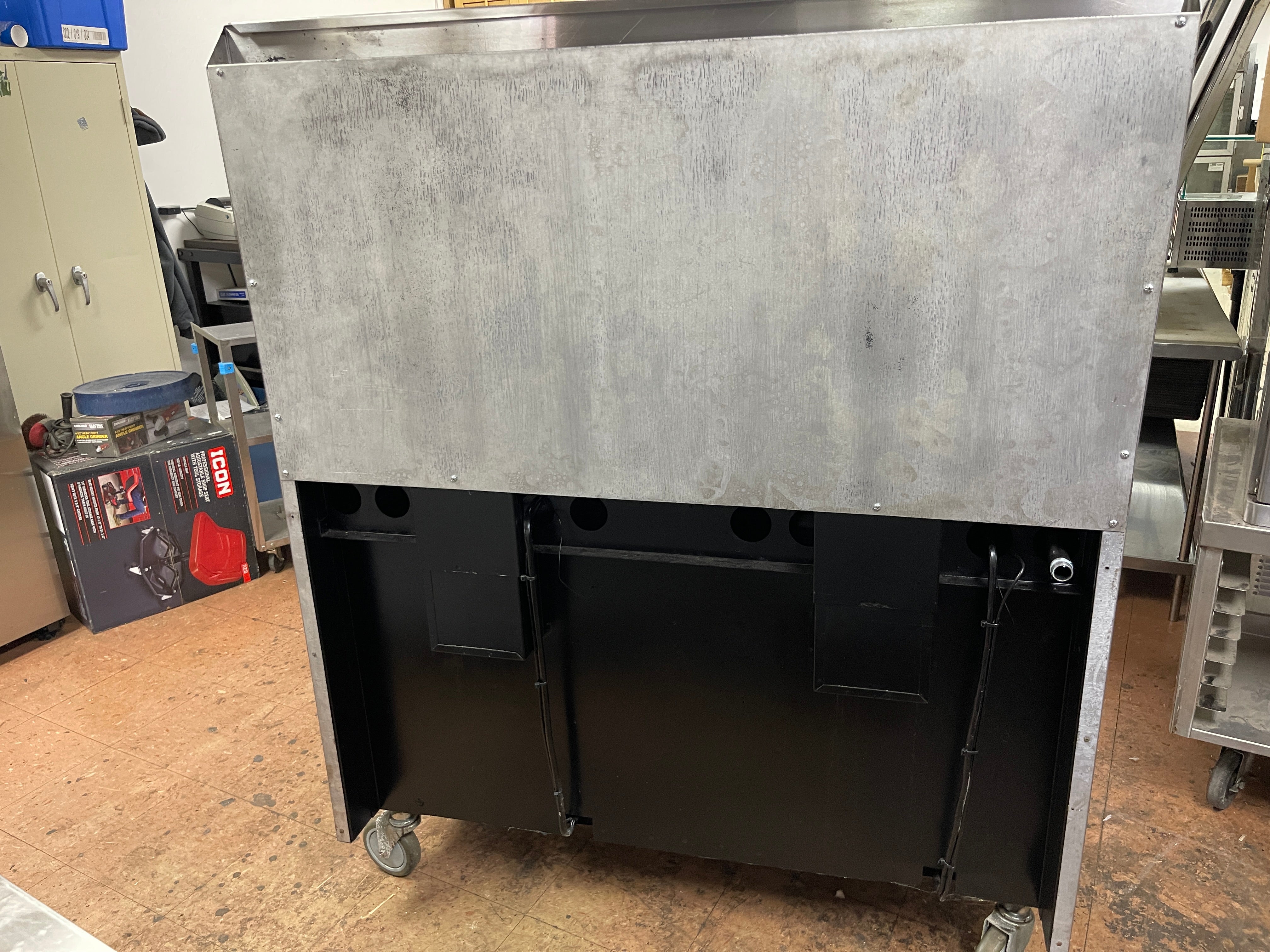 Used 48" Comstock-Castle F3218 Gas Range with 8 Burners 2 Ovens 264000 BTU