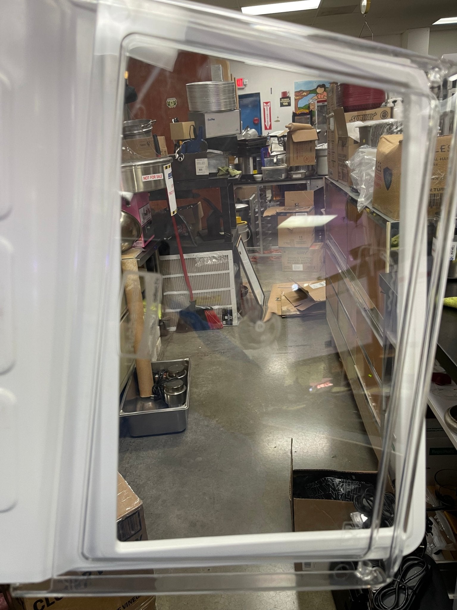 New Rubbermaid FOOD BOX PROSAVE® SLIDING LID FOR 26" X 18" CLEAR - Falcon Restaurant Supply - 2