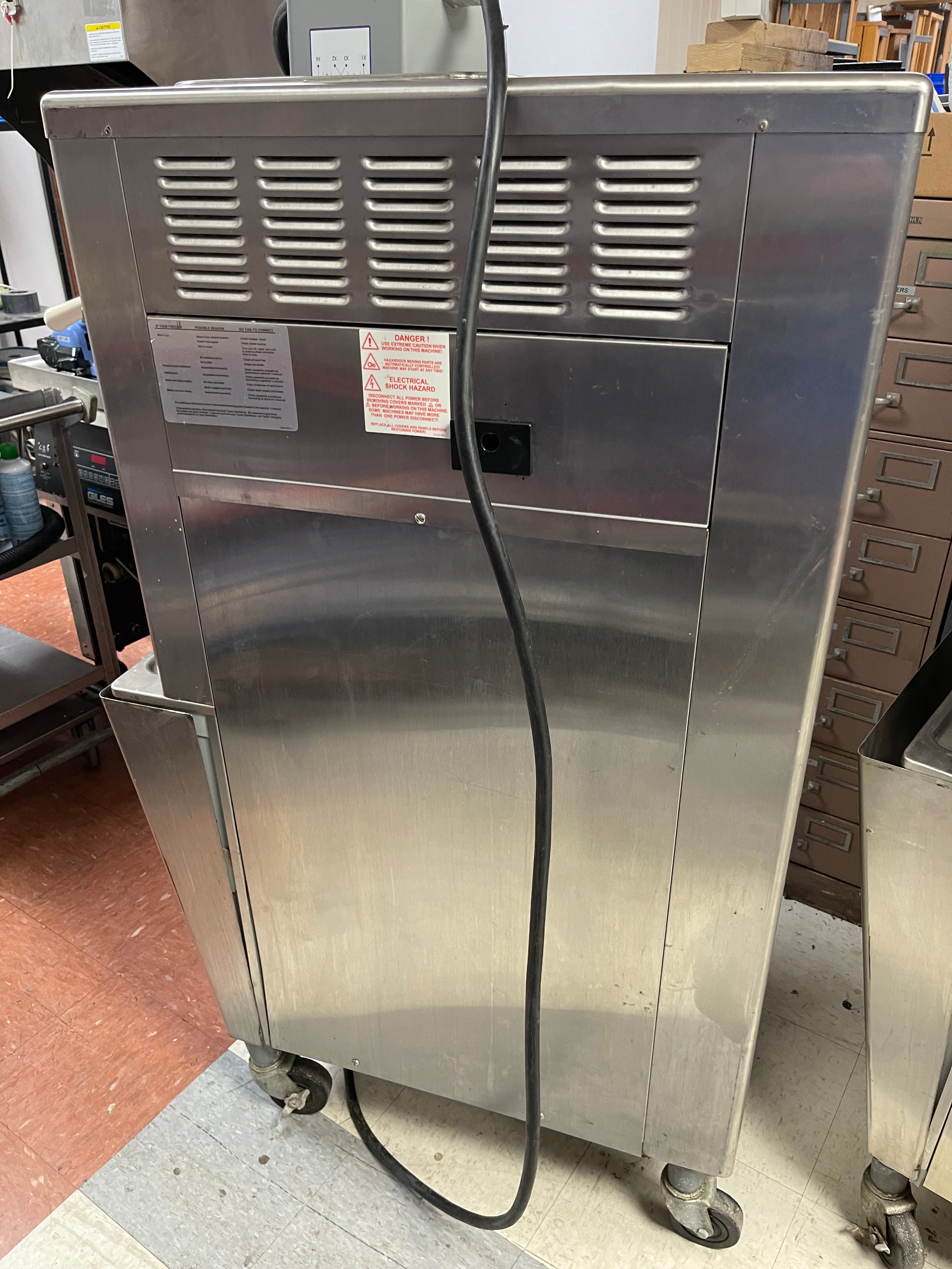 2010 Taylor 336-33 Twist Ice Cream Machine 220V 3 Phase Air Cooled