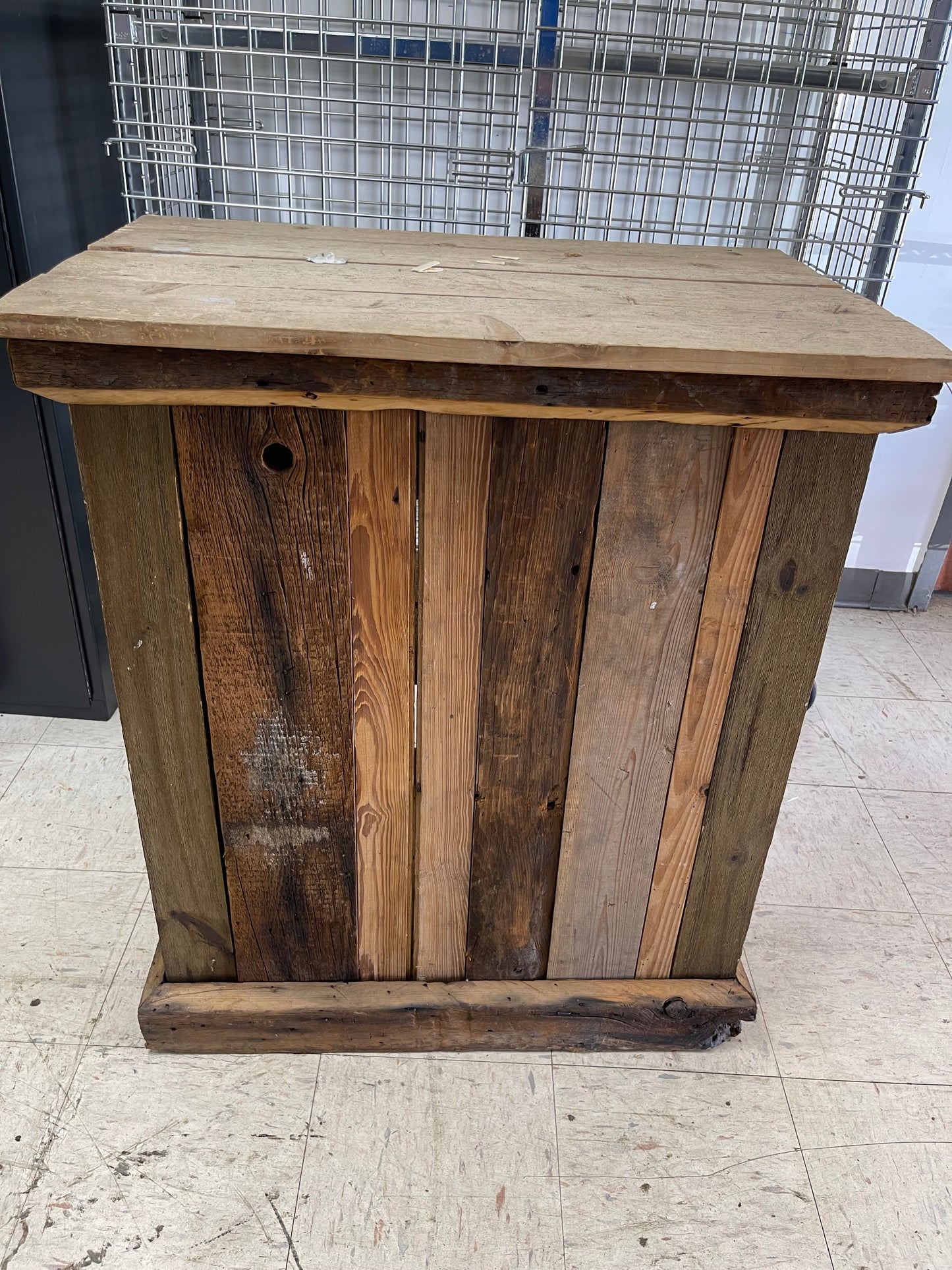 Rustic Reclaimed Look Waiter/POS Stand