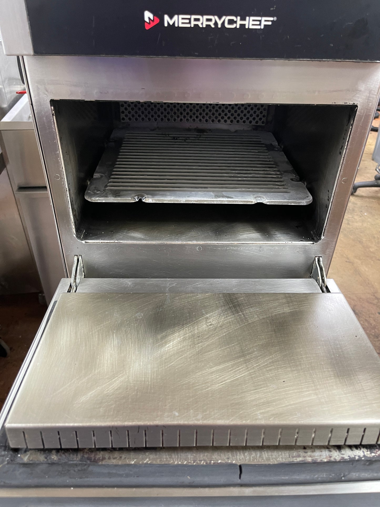 Used Merrychef eikon e2s Commercial High-Speed Countertop Accelerated Oven 220V - 6