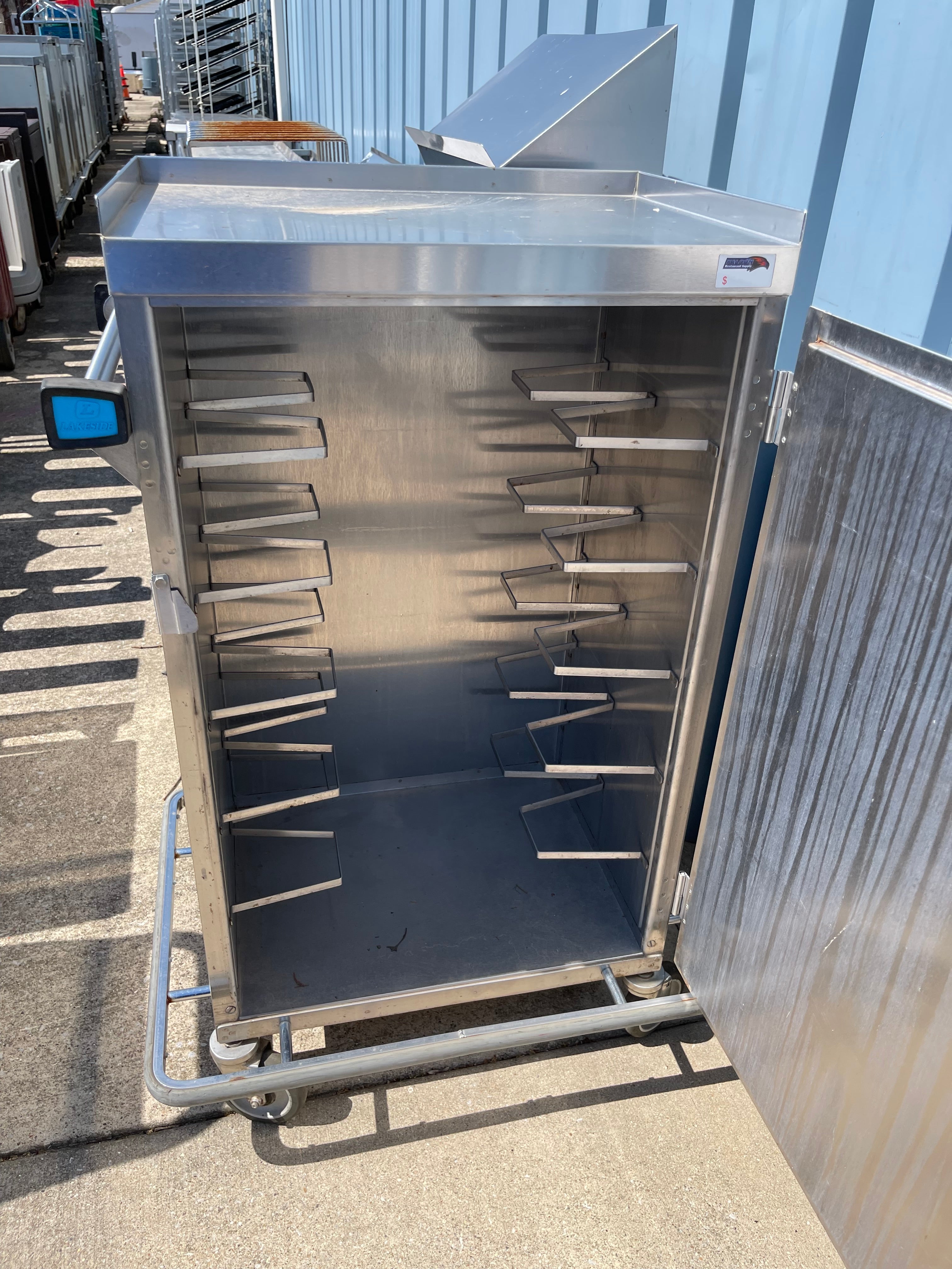Used LAKESIDE Food Tray Cart: 6 Trays, Non-Pass-Through, 1 Doors, Stainless Steel - SS48
