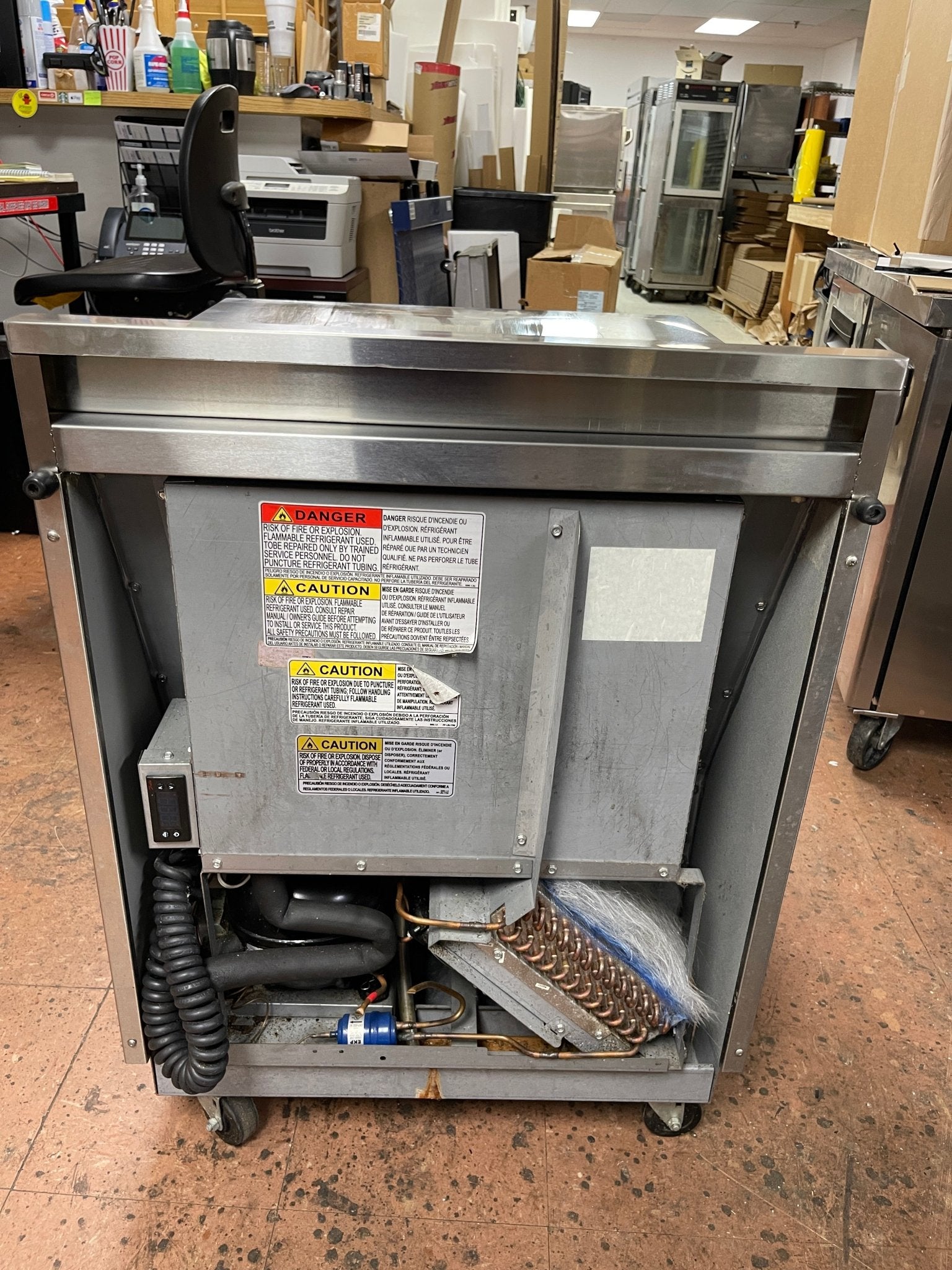 Used 27" Randell 9402 - 290 Work Top Refrigerator 5.7 cu ft 115V - JD - Falcon Restaurant Supply - 5