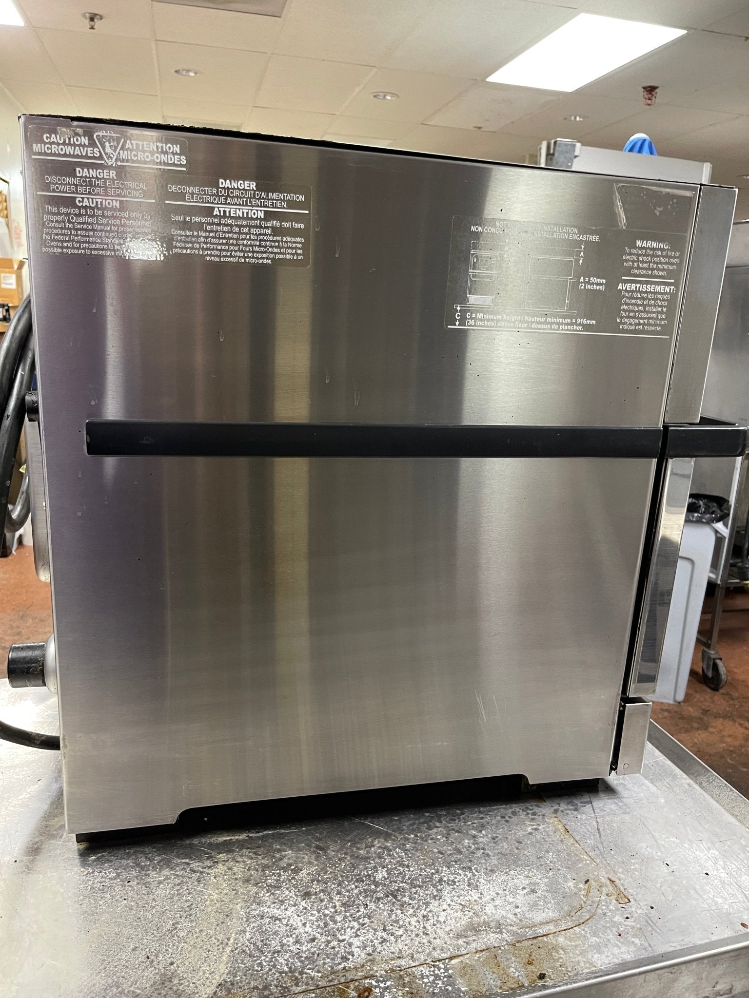 Used Merrychef eikon e2s Commercial High-Speed Countertop Accelerated Oven 220V - 7