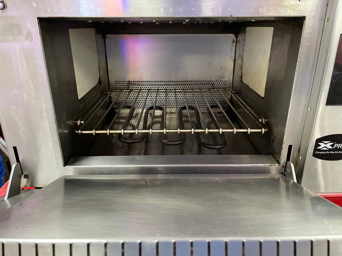 Amana Menumaster MPX22QT Accelerated Oven 2014 - Used 1202 Hours