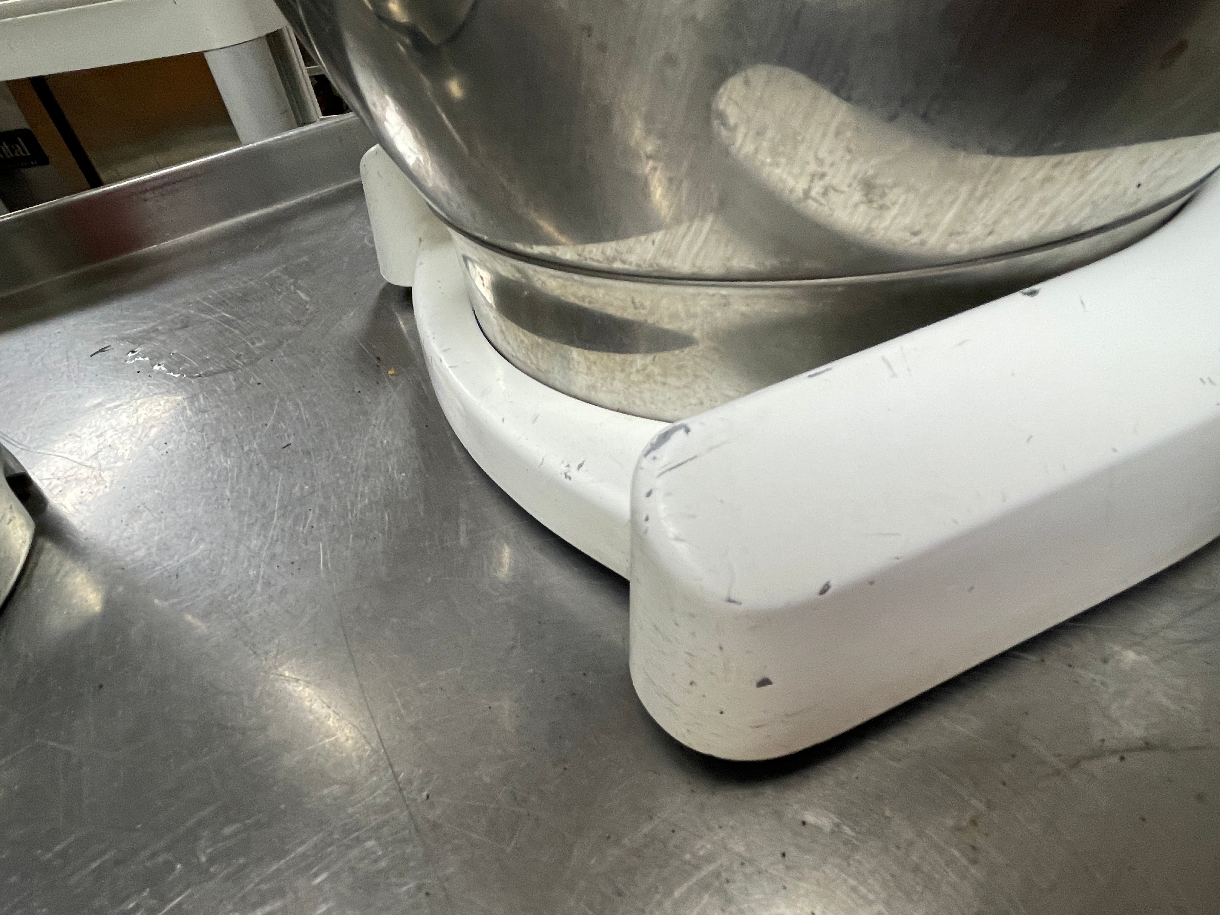 Cuisinart SM-55 5.5 Quart Electric Stand Mixer, White Chrome 120V - JD