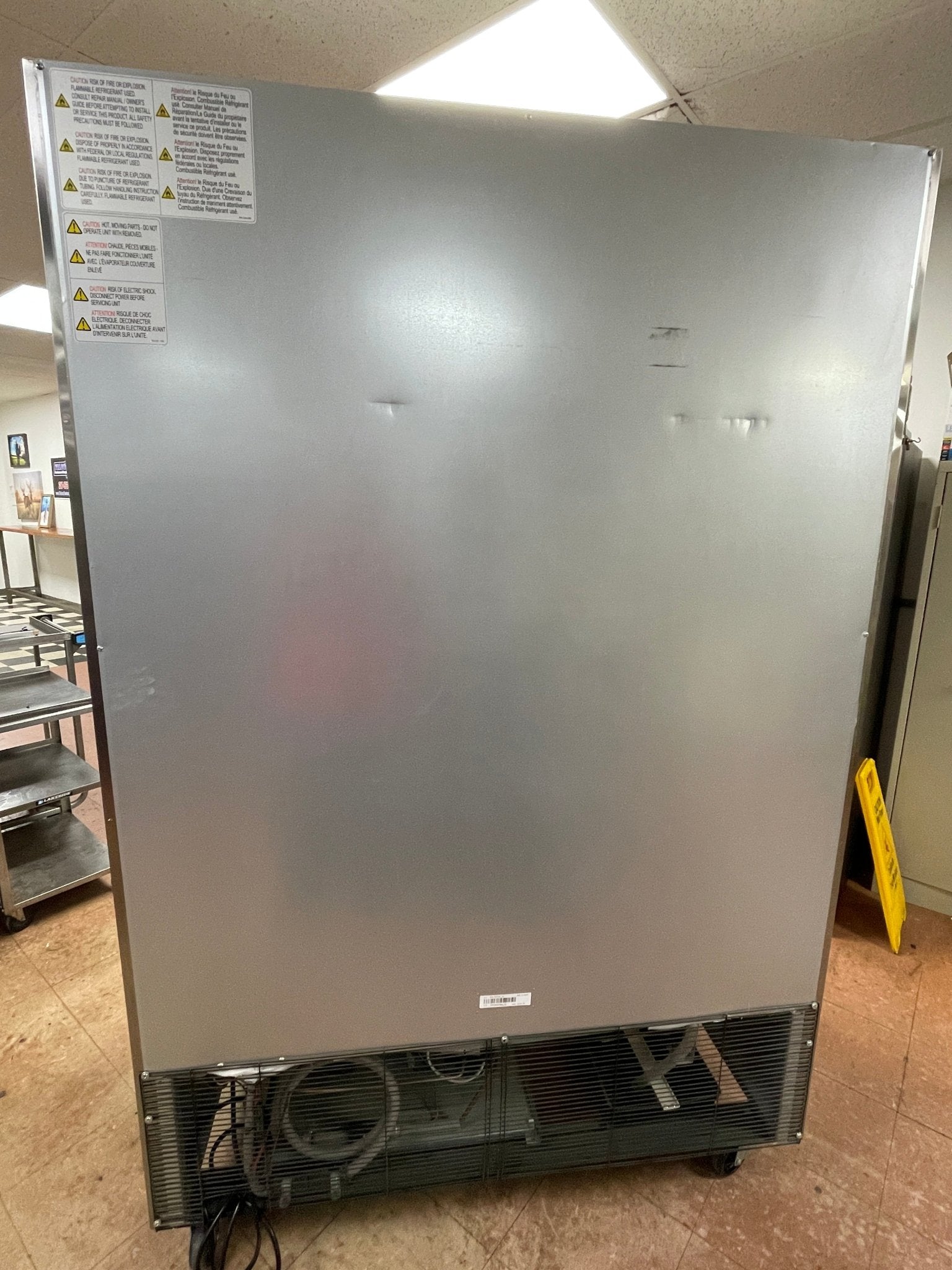 Used 54" Maxx Cold MCR - 49FDHC Stainless Two Section Reach In Refrigerator 120V - Falcon Restaurant Supply - 10