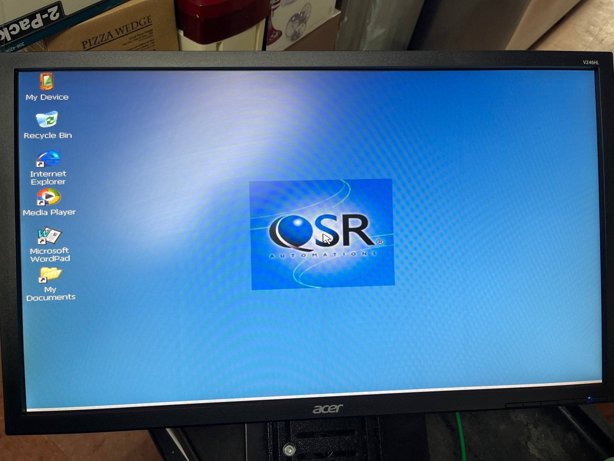 Used Acer V246HL Monitor with QSR xCeed Kitchen Controller and Wall Mount - Falcon Restaurant Supply - 1