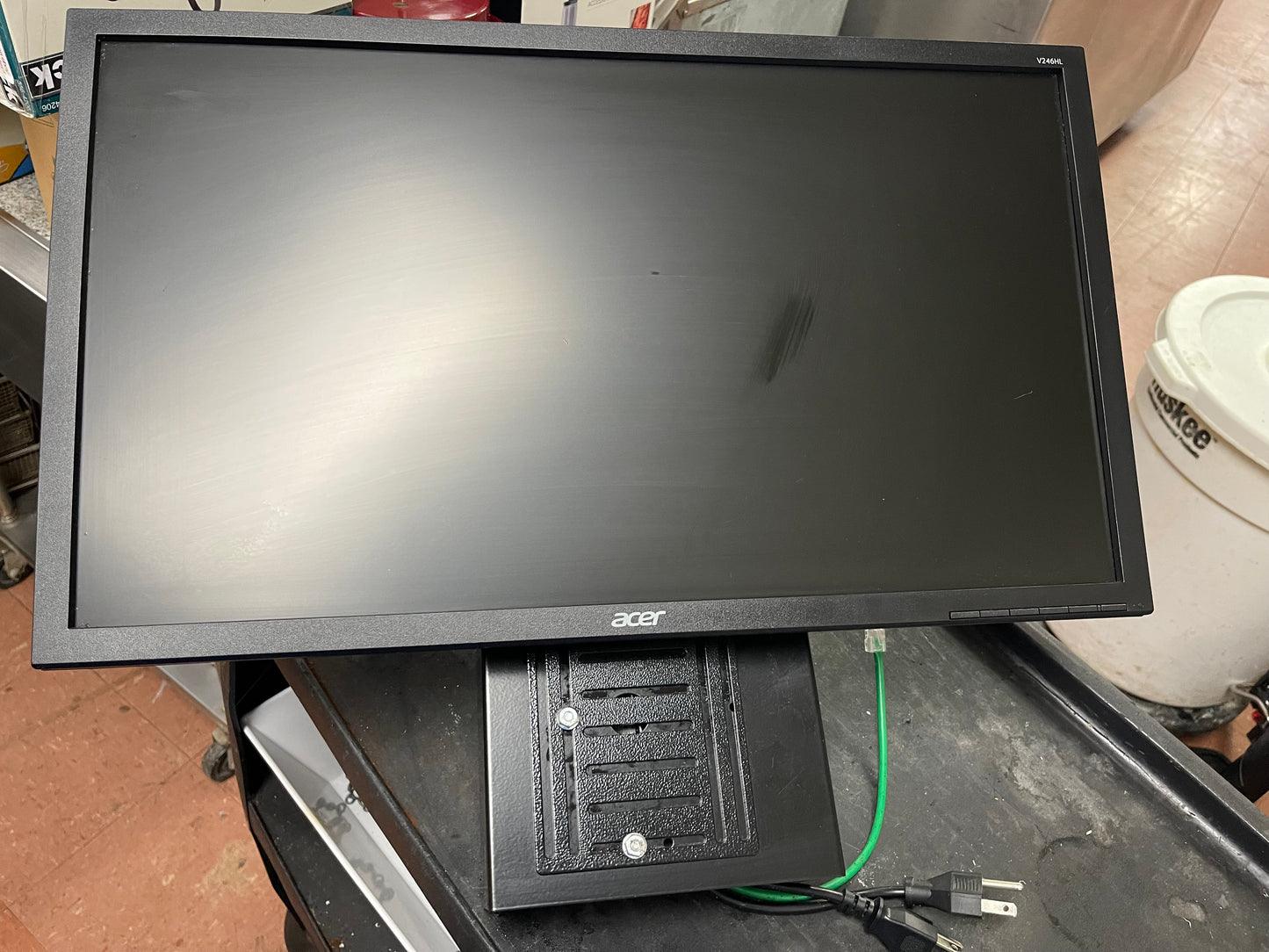 Acer V246HL Monitor with QSR xCeed Kitchen Controller and Wall Mount