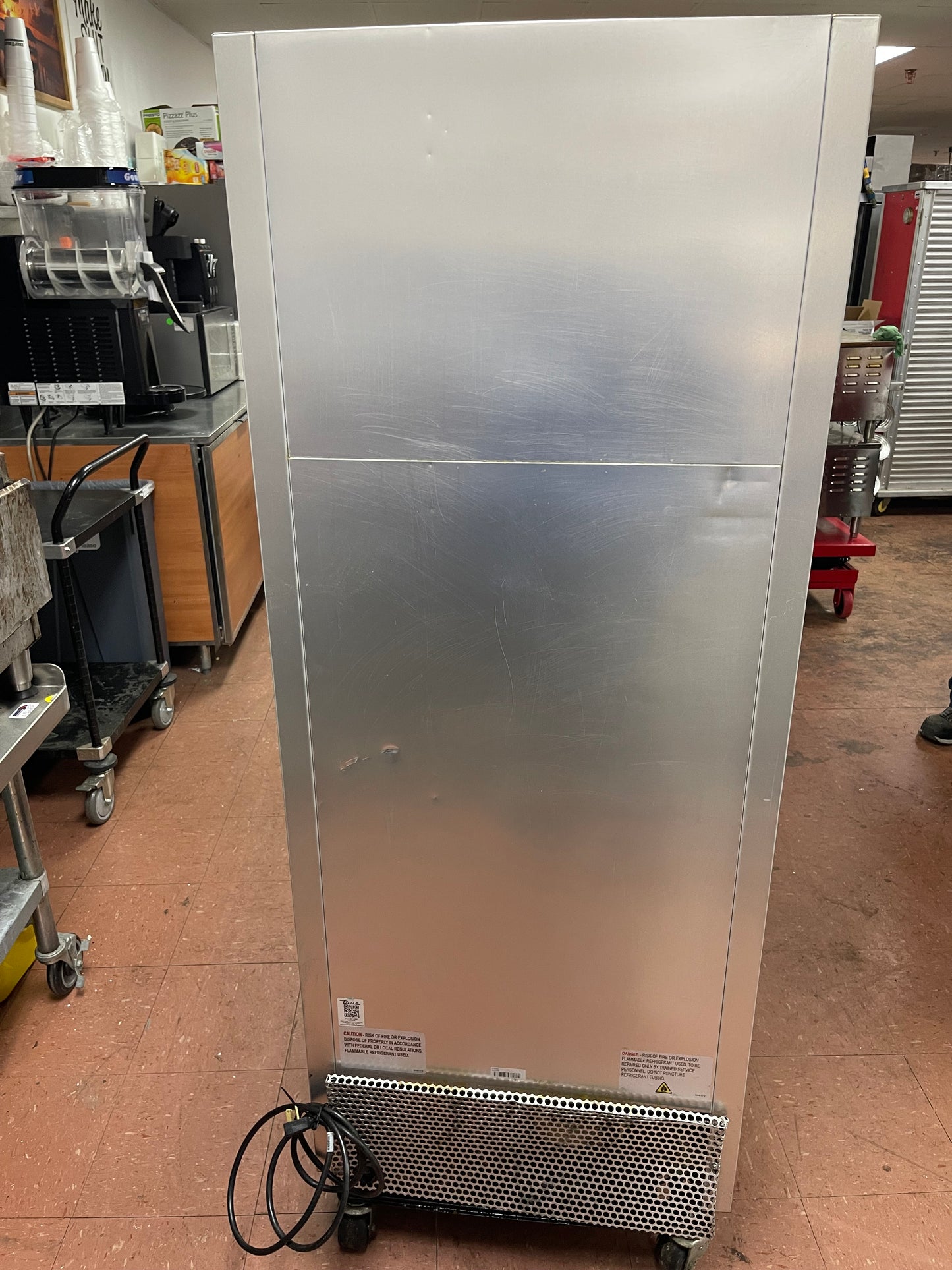2018 True T-12-HC 24 7/8" One Section Solid Door Reach-In Refrigerator 120V