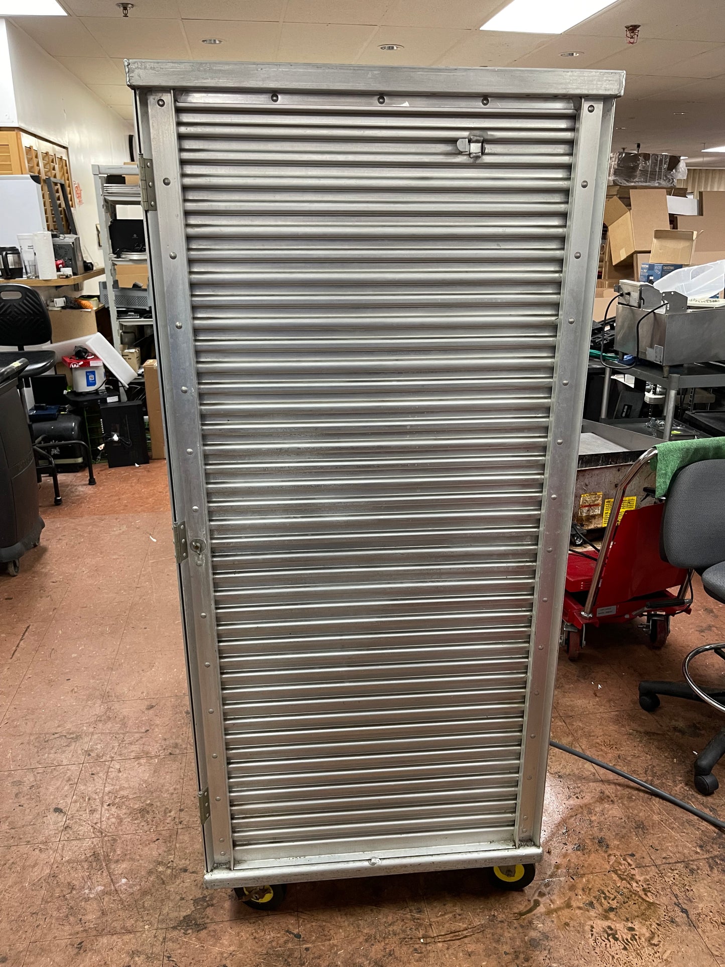 Used Cres Cor 130-1836 Full Height Non-Insulated 34 Pan Mobile Warming Heated Holding Cabinet 120V