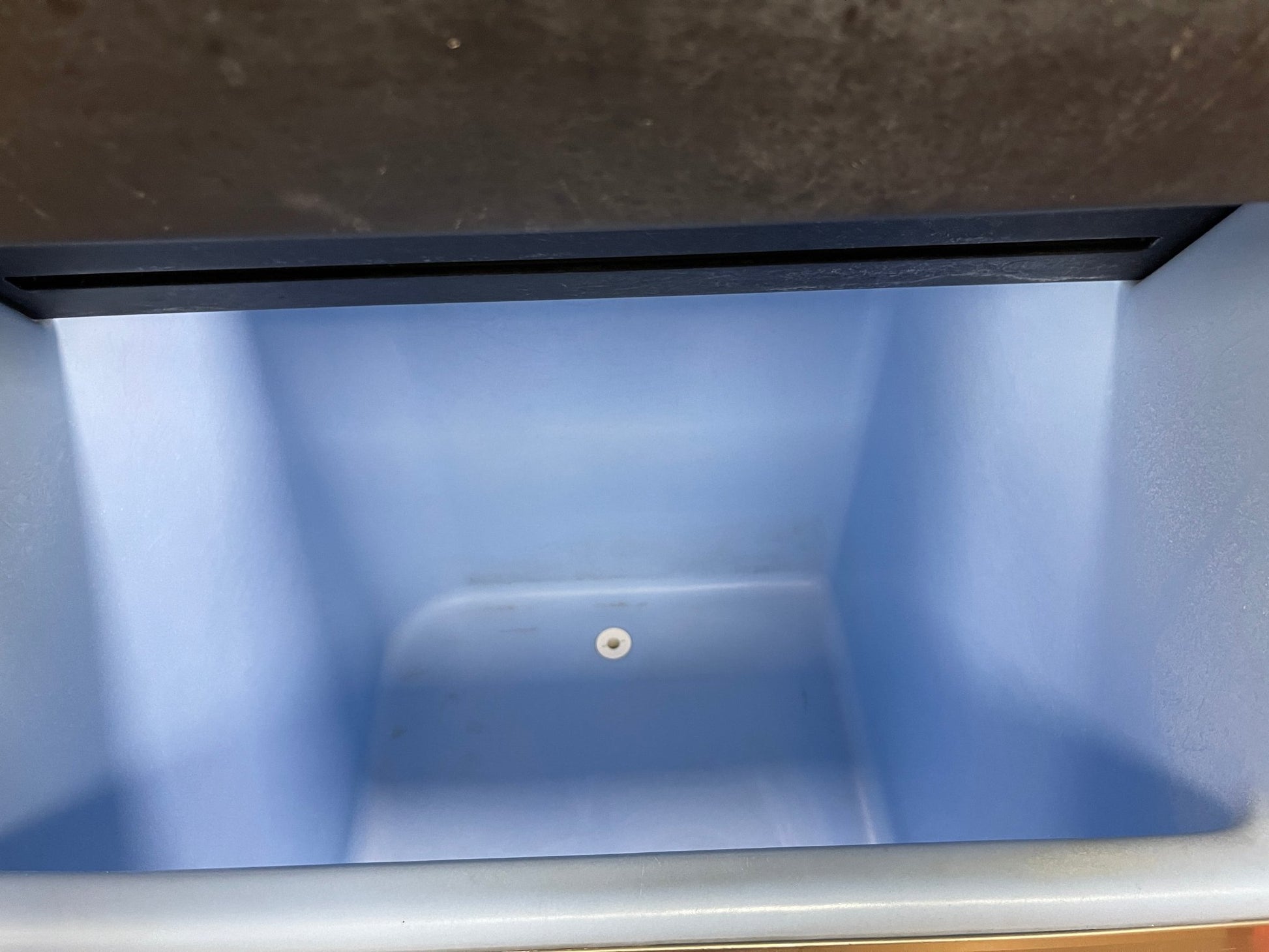 Used Ice - O - Matic B55PS Ice Machine Storage Bin - 510lb - Falcon Restaurant Supply - 6