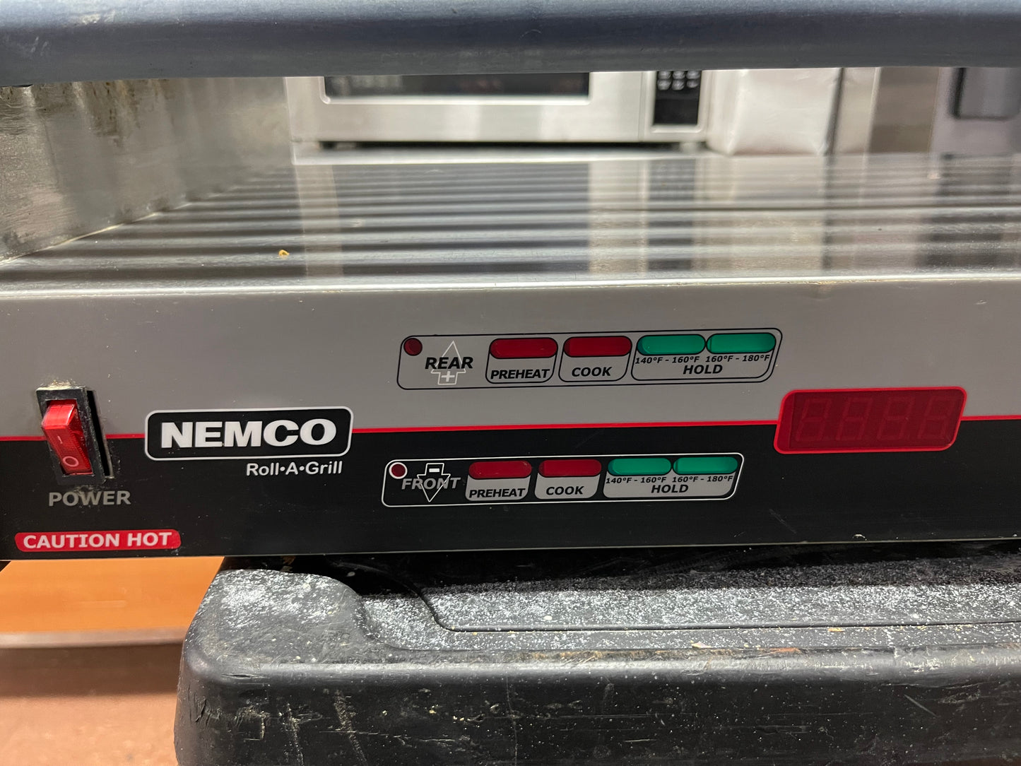 Nemco 8250SX-SLT Digital Hot Dog Roller Grill 50 Hot Dog Capacity 120V AS IS