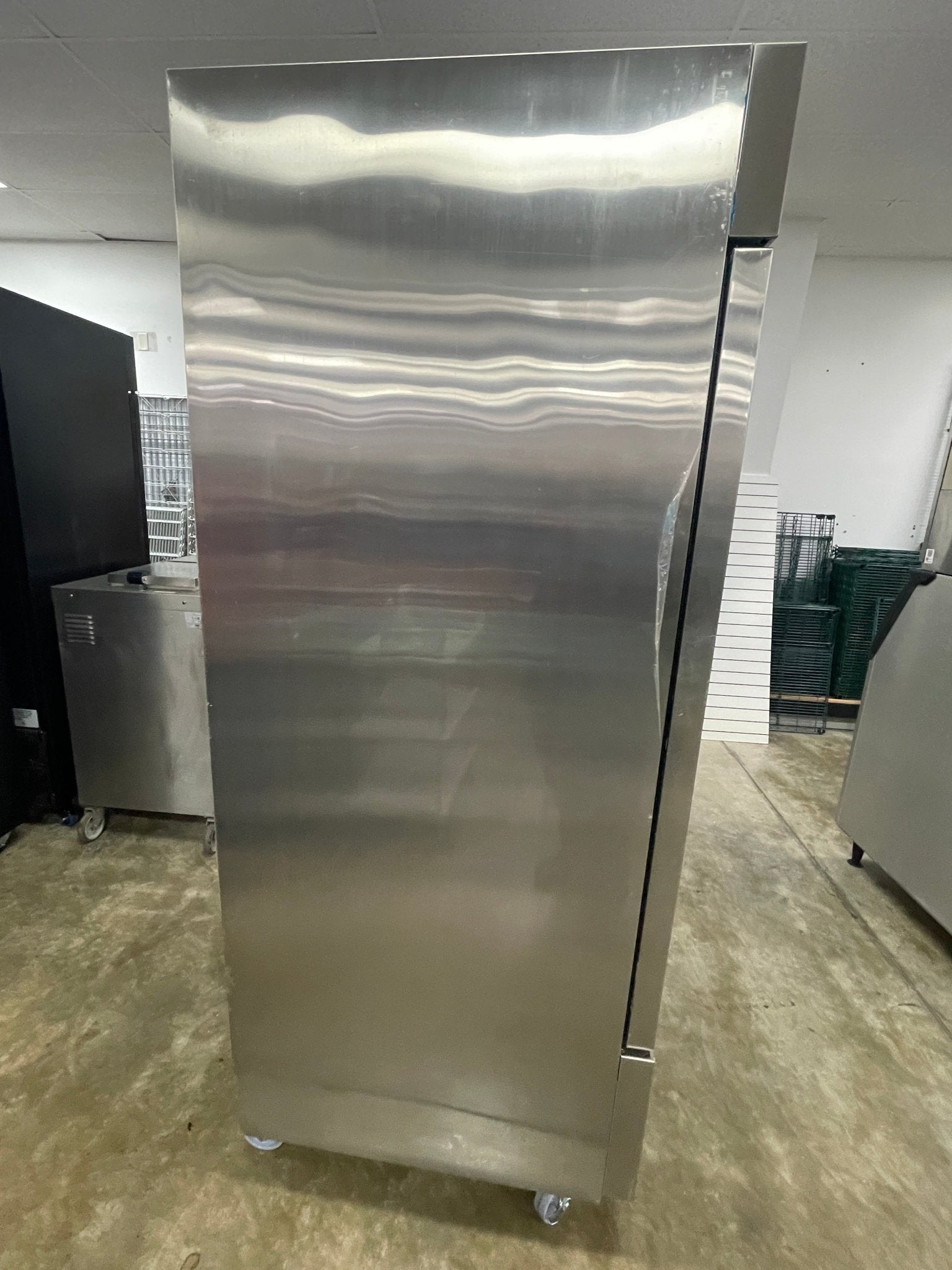 Used Dukers D28F Stainless Steel Single Solid Door Commercial Reach - in Freezer - Falcon Restaurant Supply - 3