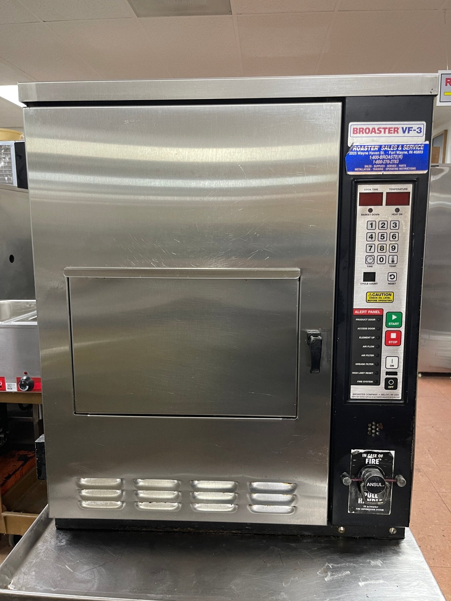 Used Broaster VF - 3i Ventless Countertop Fryer with ANSUL System 120/208V 1PH - Falcon Restaurant Supply - 1