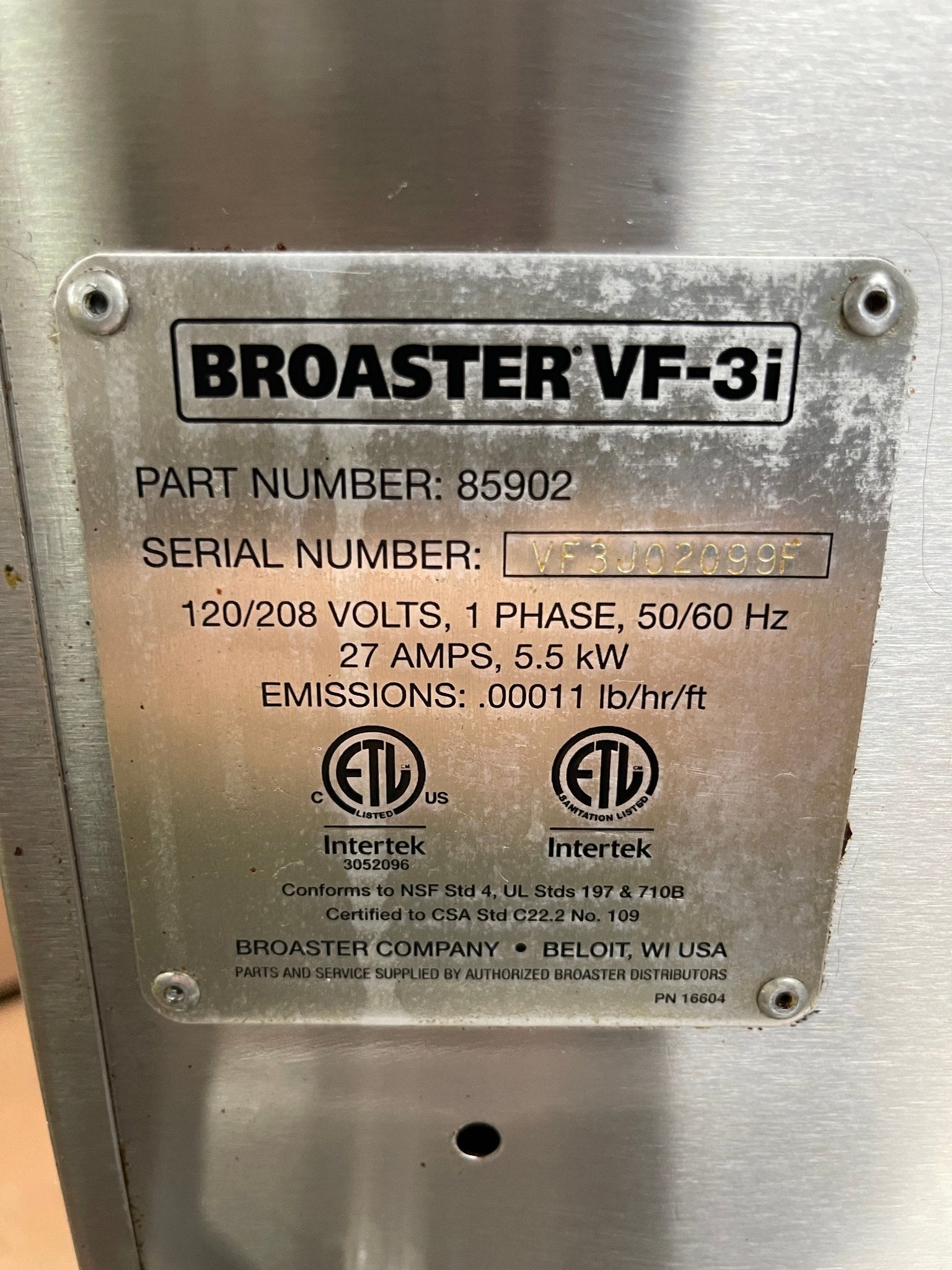Used Broaster VF - 3i Ventless Countertop Fryer with ANSUL System 120/208V 1PH - Falcon Restaurant Supply - 7