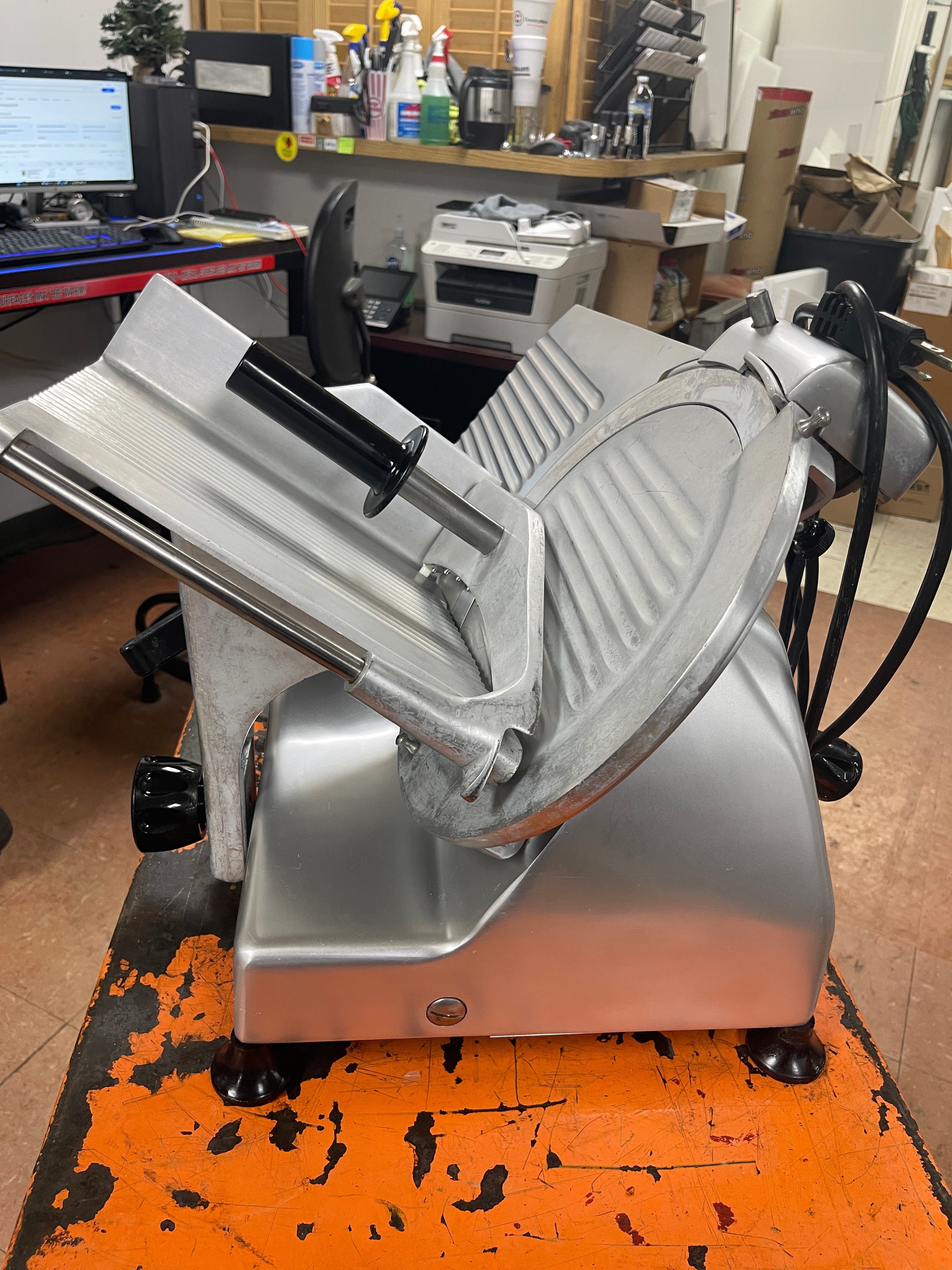Used 12" Globe G12 Manual Gravity Feed Deli Meat Slicer - 1/2 hp