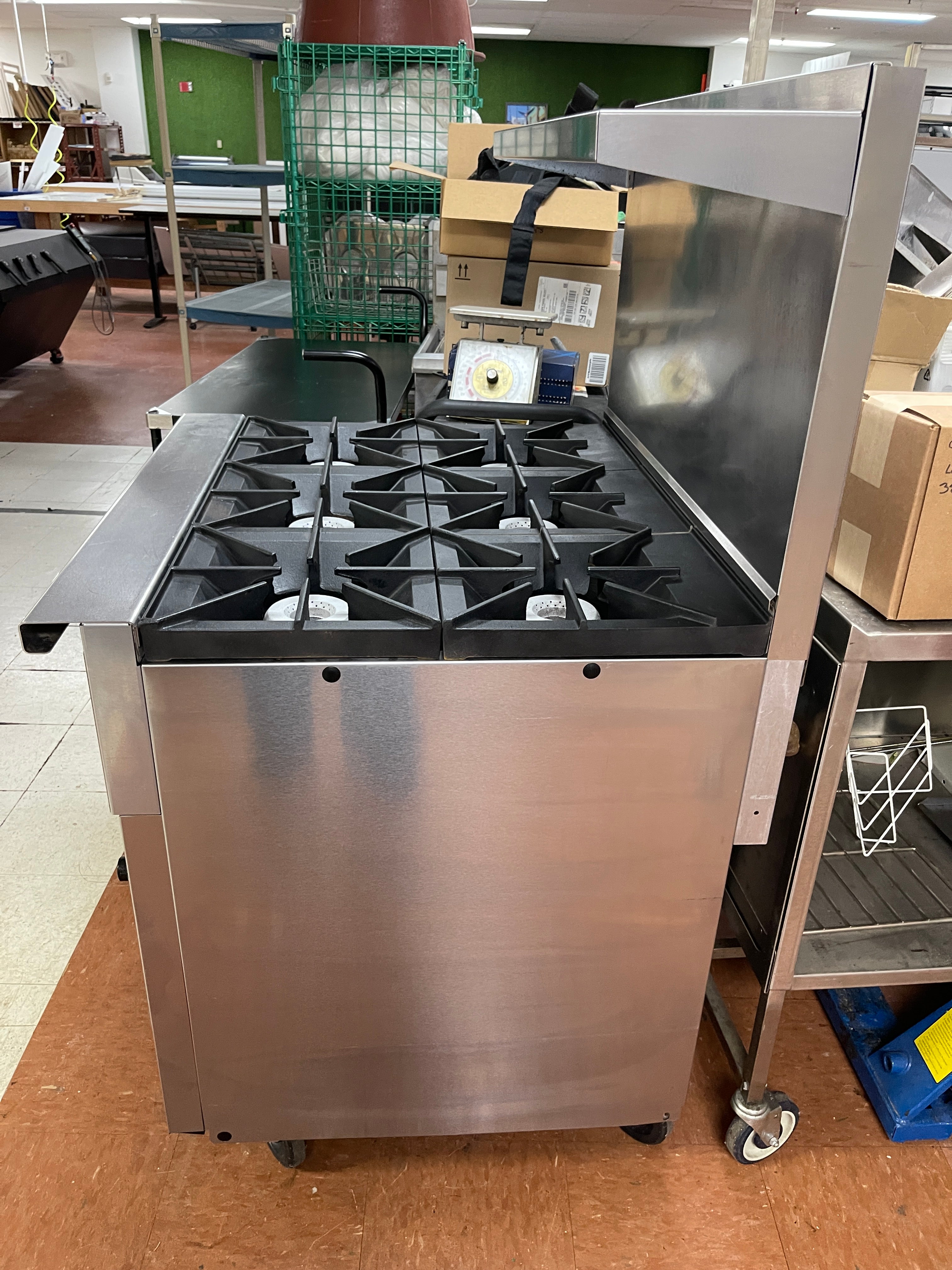 Used 36" Vulcan 36S-6BN 6 Burner Range with Standard Oven NG 215,000 BTU