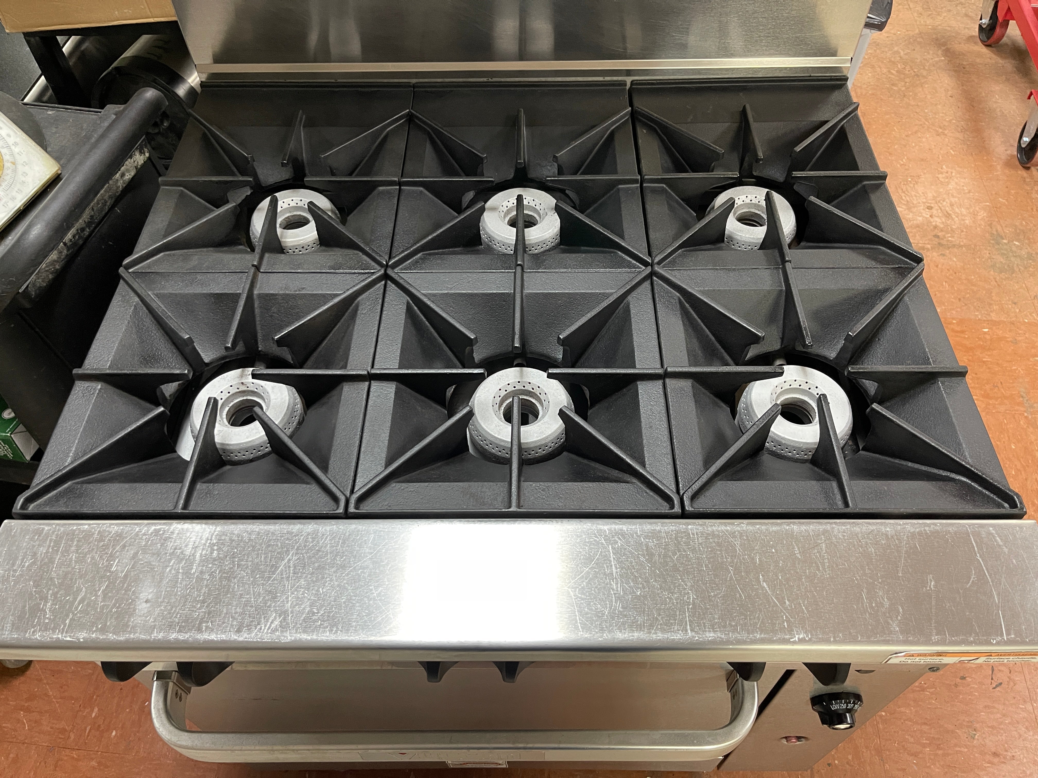 Used 36" Vulcan 36S-6BN 6 Burner Range with Standard Oven NG 215,000 BTU