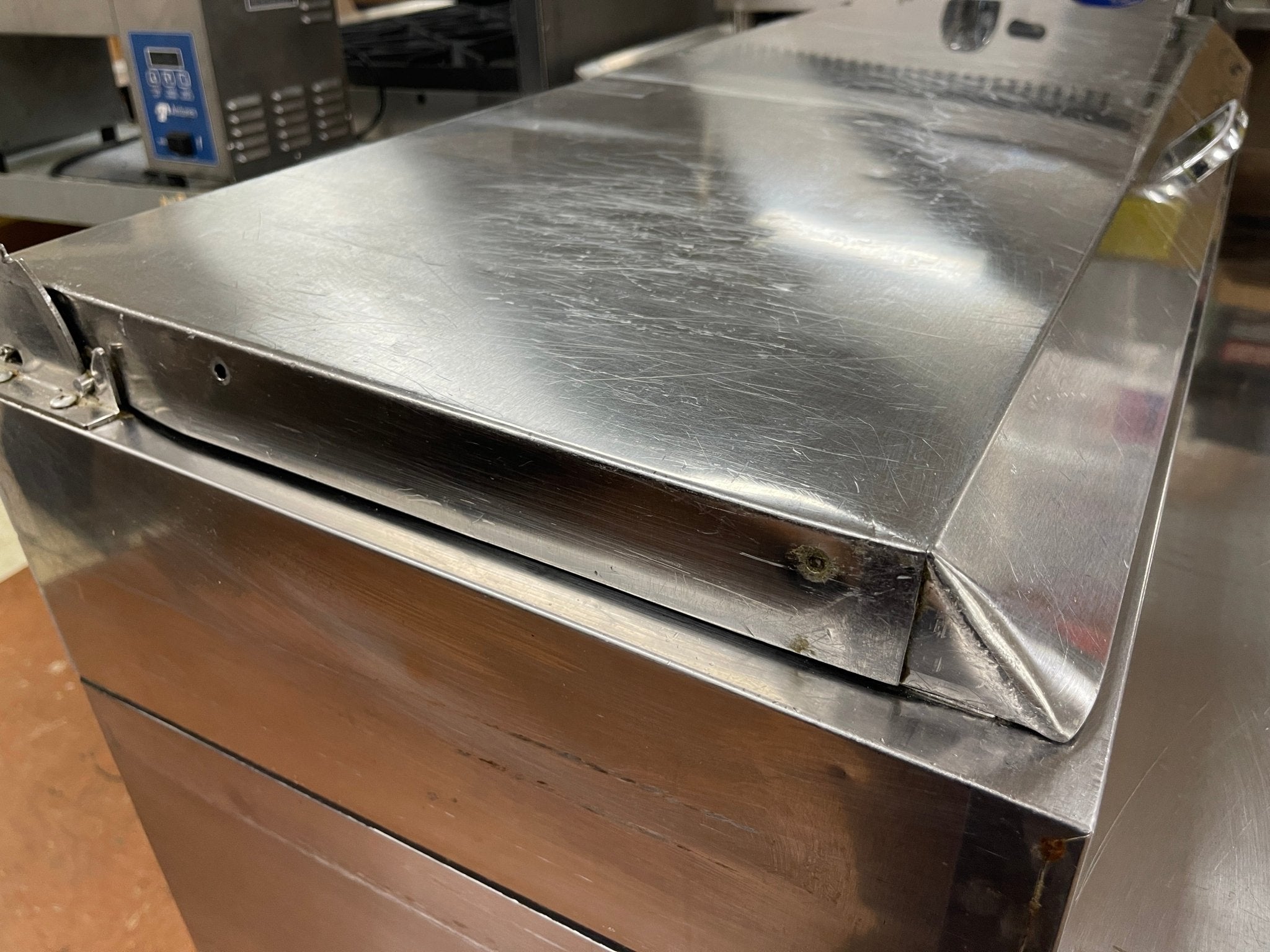 Used 44" Turbo Air TPR - 44SD Super Deluxe Refrigerated Pizza Prep Table 120V - CC - Falcon Restaurant Supply - 8
