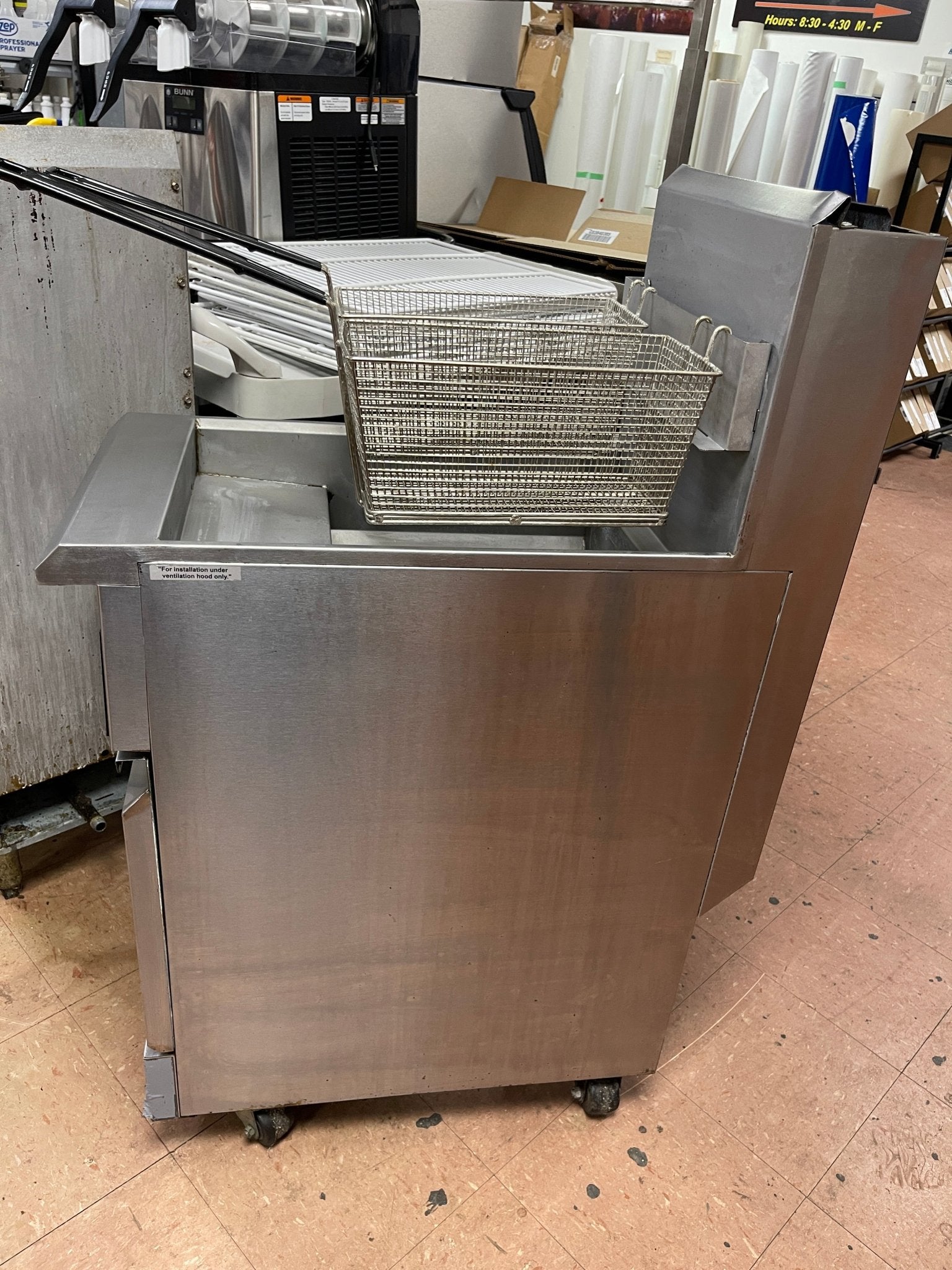 Used Venancio PFR40G - CB LP Fryer 40 - lb Capacity with Millivolt Controls - CC - Falcon Restaurant Supply - 5