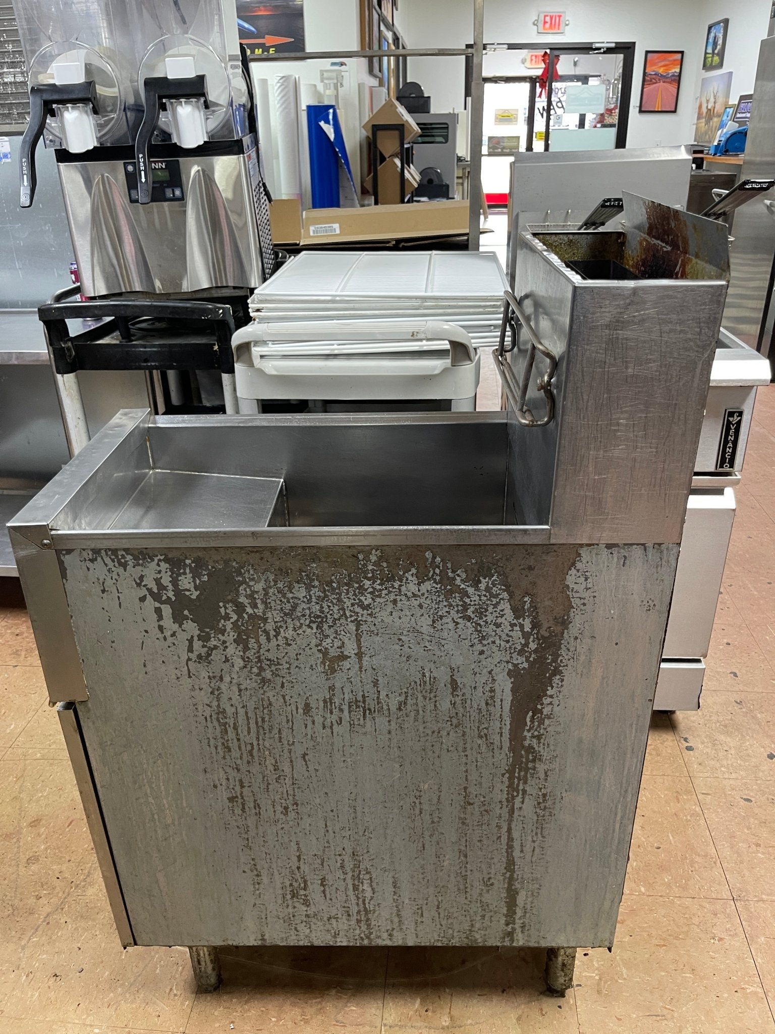 Used Dean SR142G Natural Gas Floor Fryer 35 - 43lb - CC - Falcon Restaurant Supply - 4