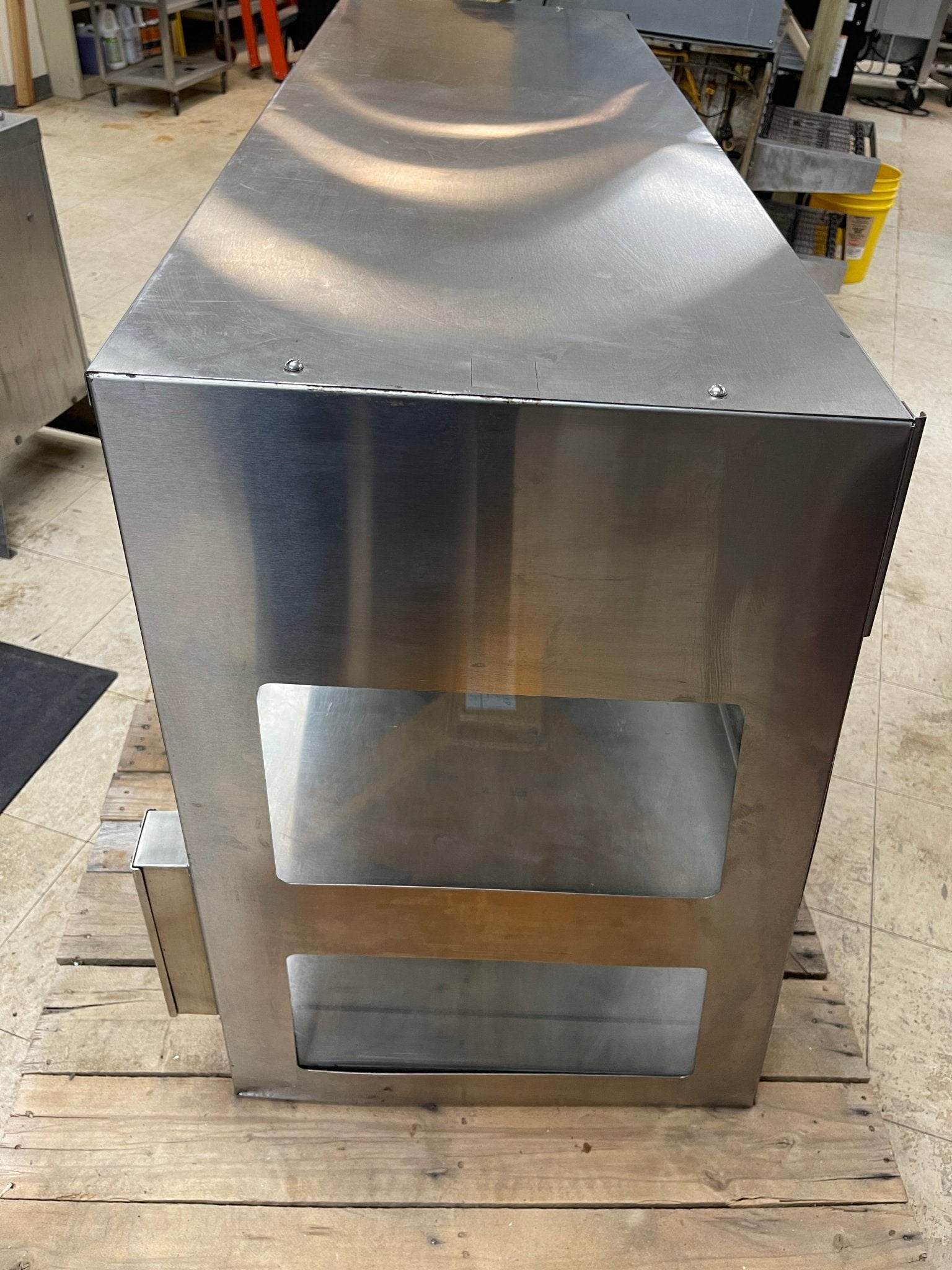 Used 2017 Resfab WD - 17A 2 Shelf 58" Heated Holding Display Merchandiser 120V 38A - Falcon Restaurant Supply - 10