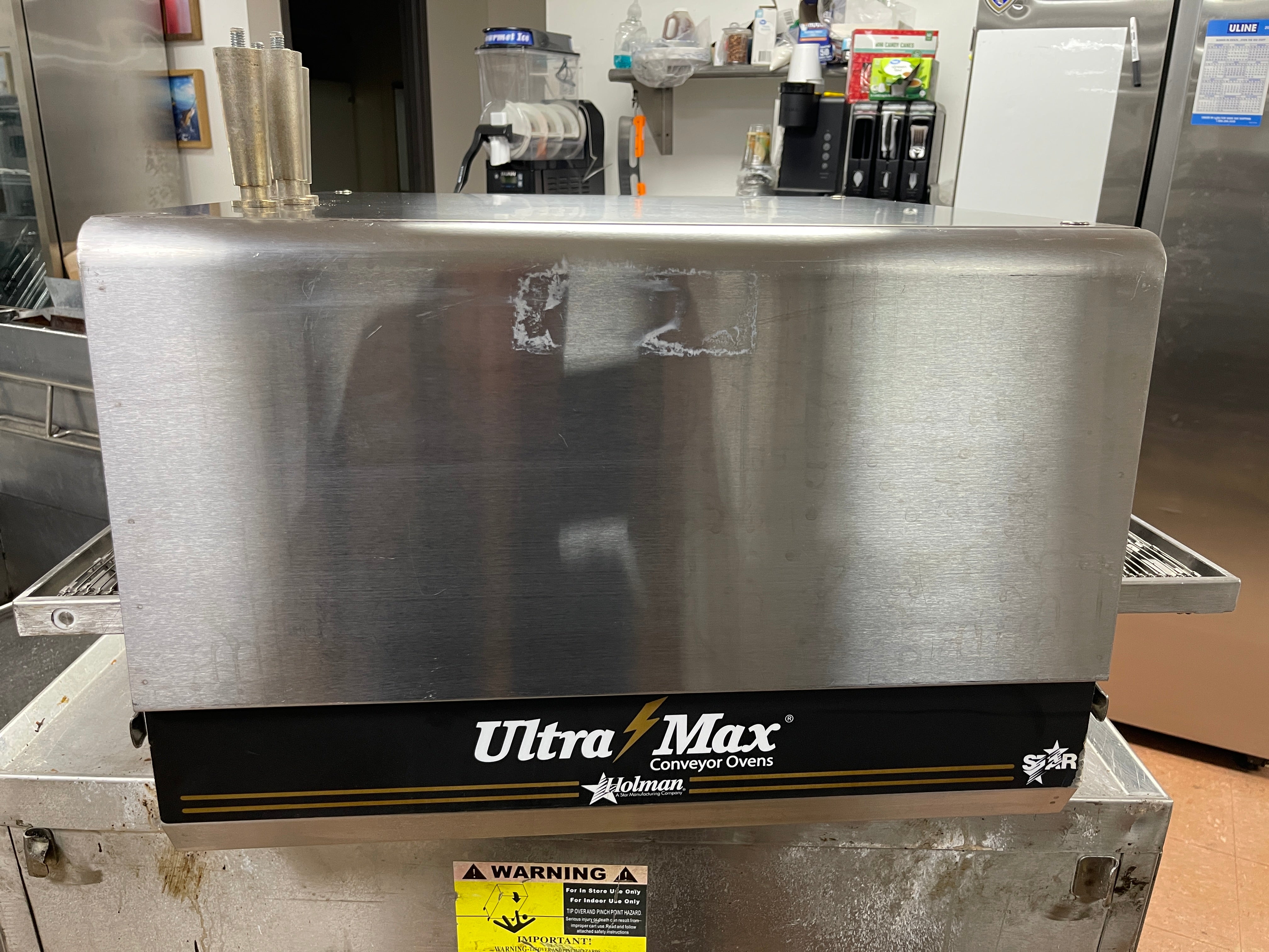 Used 37" Star UM-1833A Countertop Commercial Pizza Conveyor Oven - 208V 1PH - 3