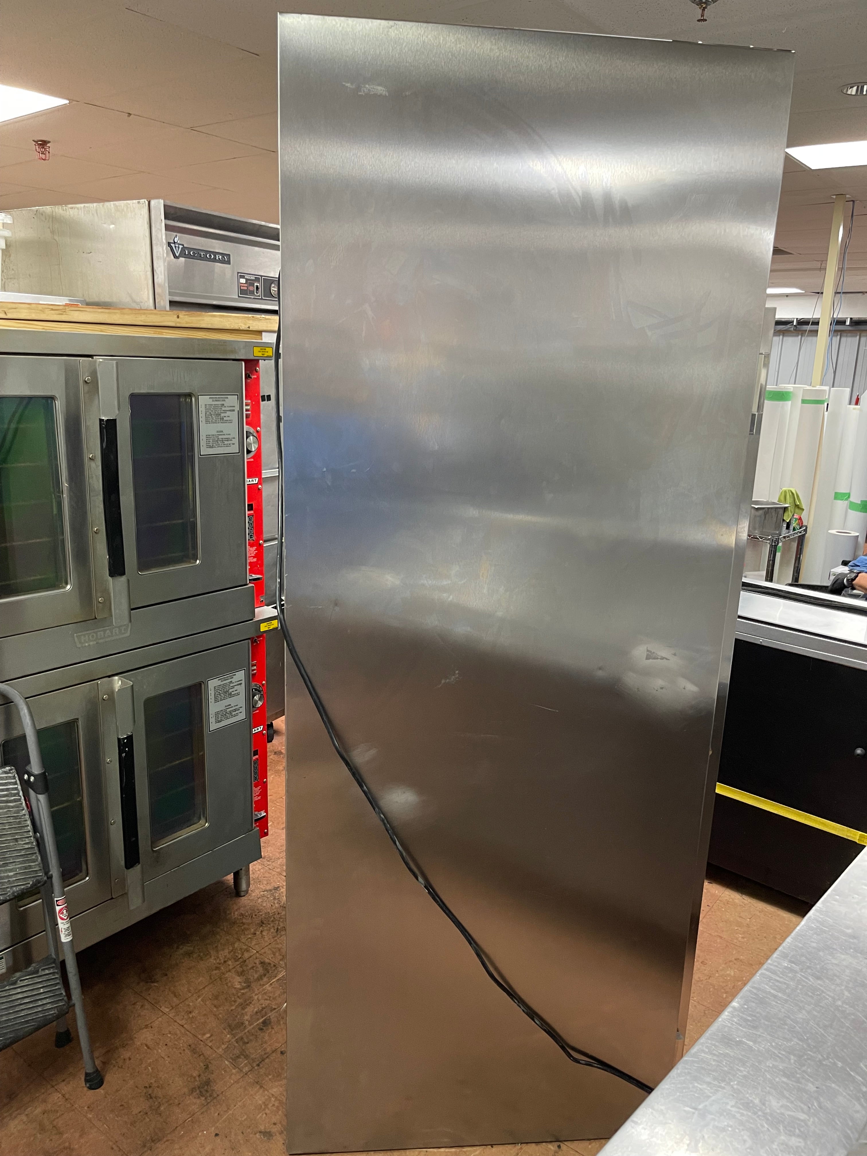 Used Traulsen ARI132LUT-FHS Commercial Stainless Roll In Refrigerator 120V