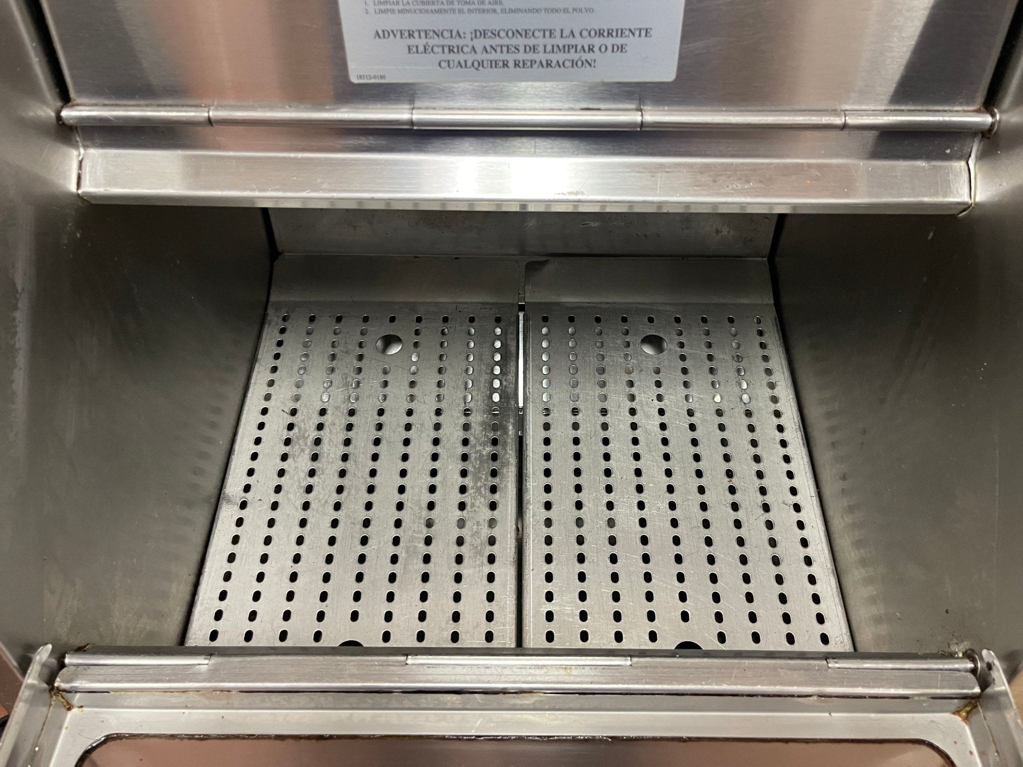 Used Carter - Hoffmann CW2E 22 Gallon Bulk Gravity Feed Chip Warmer 120V - Falcon Restaurant Supply - 8