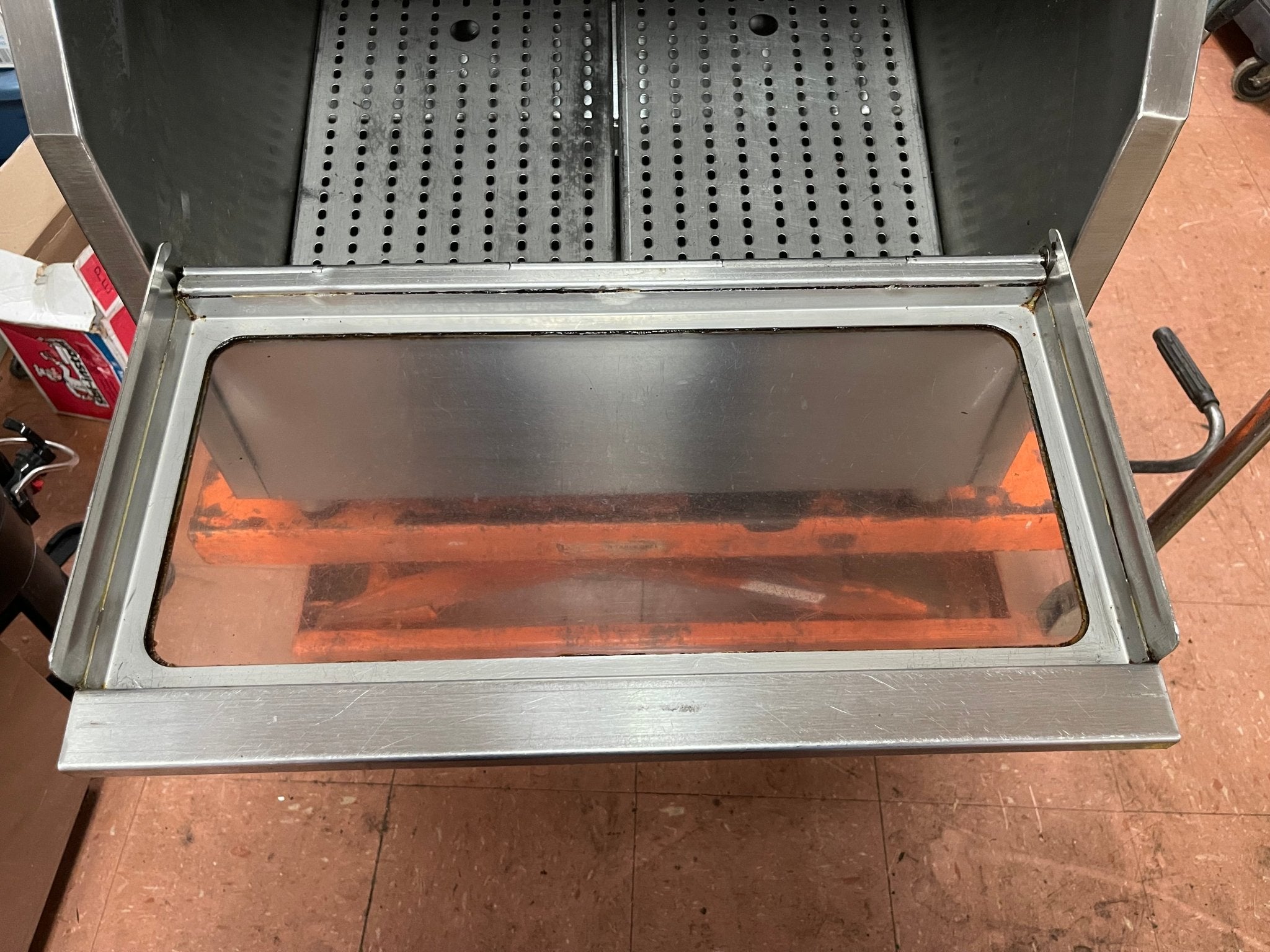 Used Carter - Hoffmann CW2E 22 Gallon Bulk Gravity Feed Chip Warmer 120V - Falcon Restaurant Supply - 9