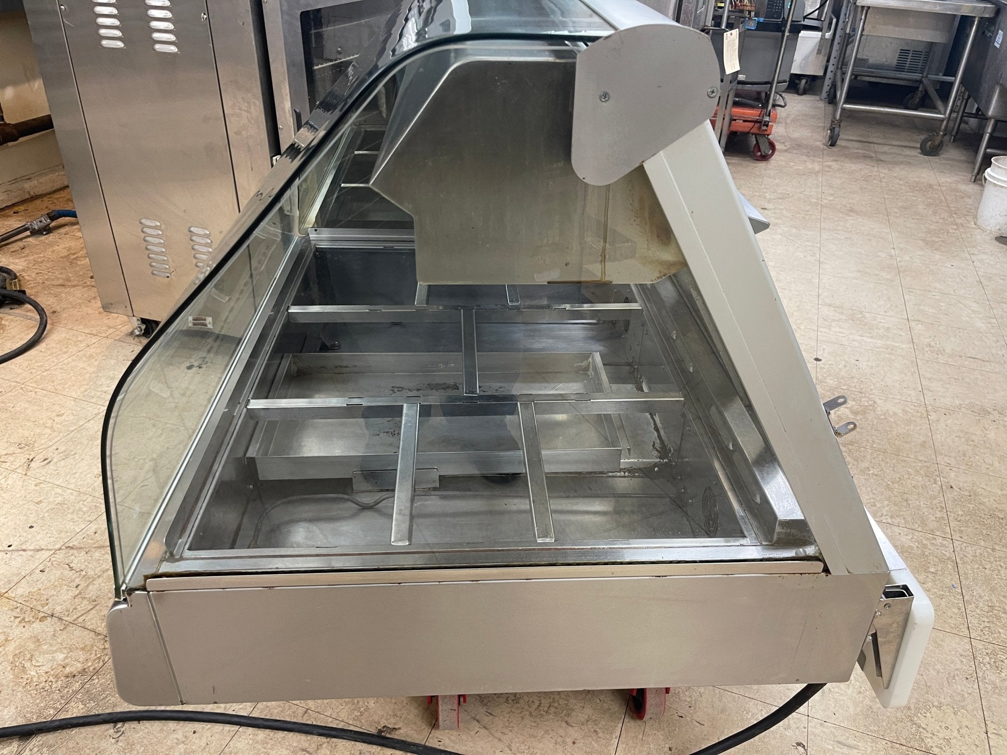 Henny Penny HMR - 103 Heated Merchandiser Display 120/208V - Falcon Restaurant Supply - 3