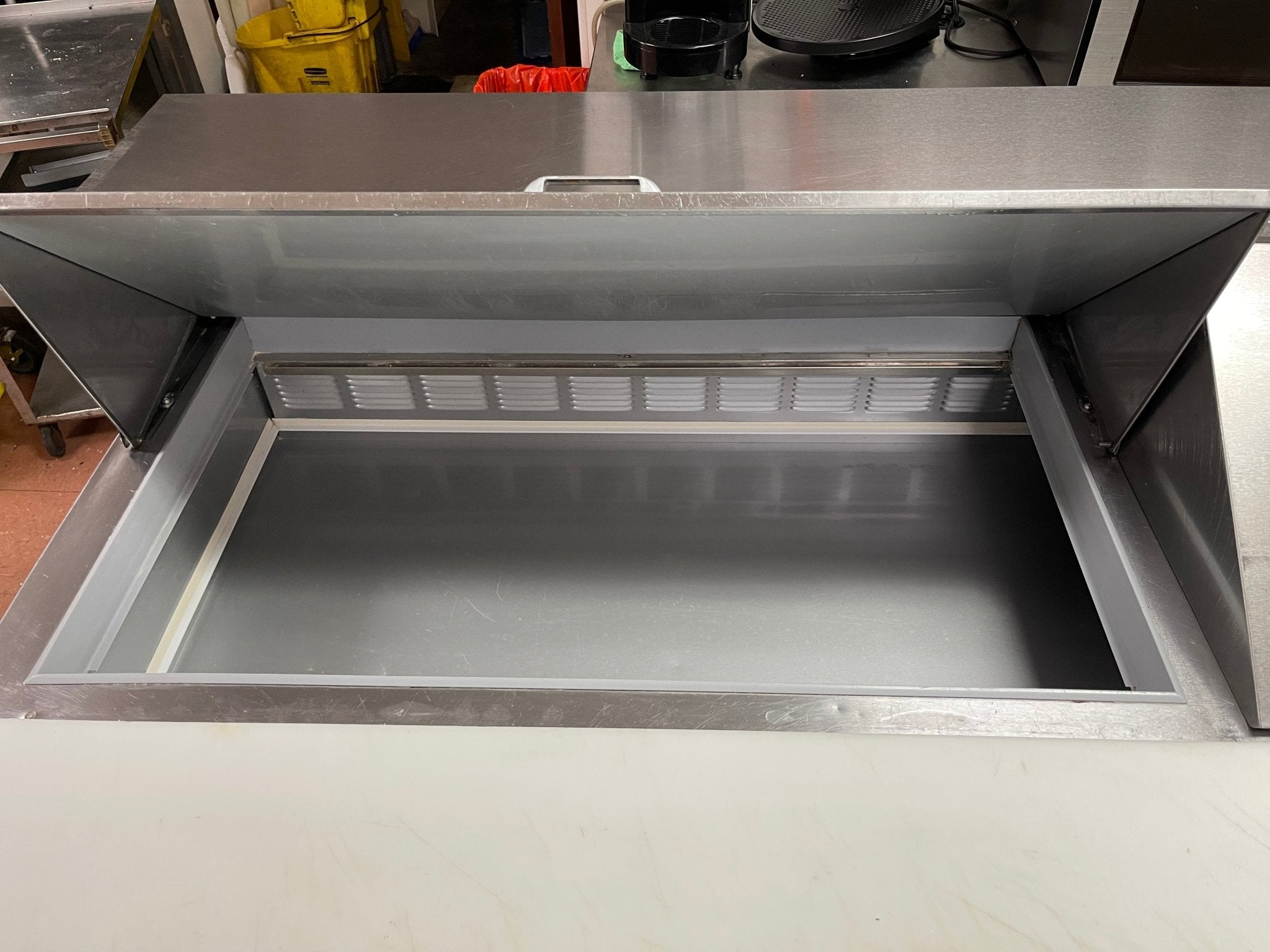 Used Beverage - Air SPE72HC - 30M 72" 3 Door Mega Top Refrigerated Prep Table 120V - Falcon Restaurant Supply - 4